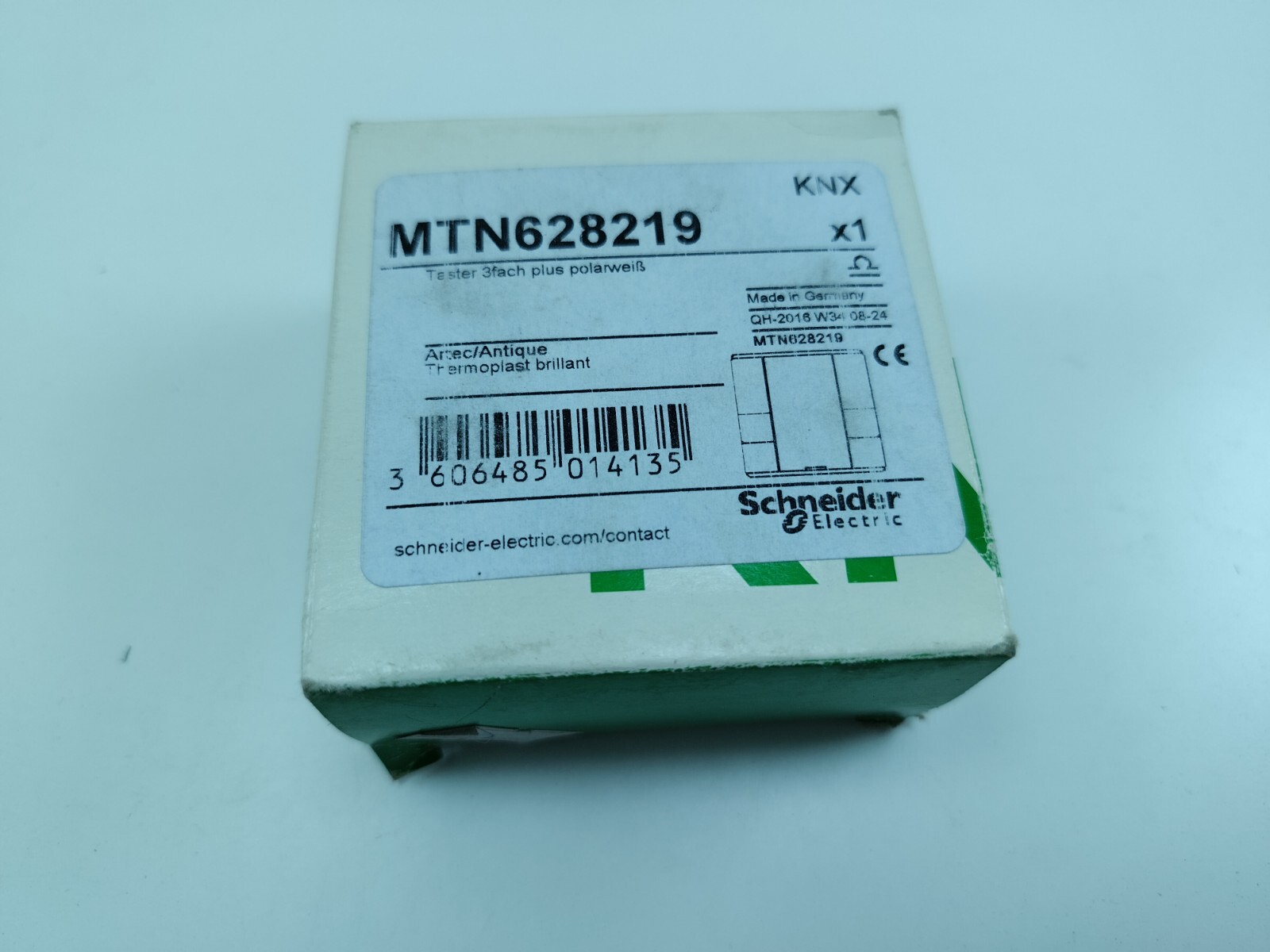 SCHNEIDER MTN628-219 Push Button 3-Gang Plus Polar White Artec/Antique Thermo