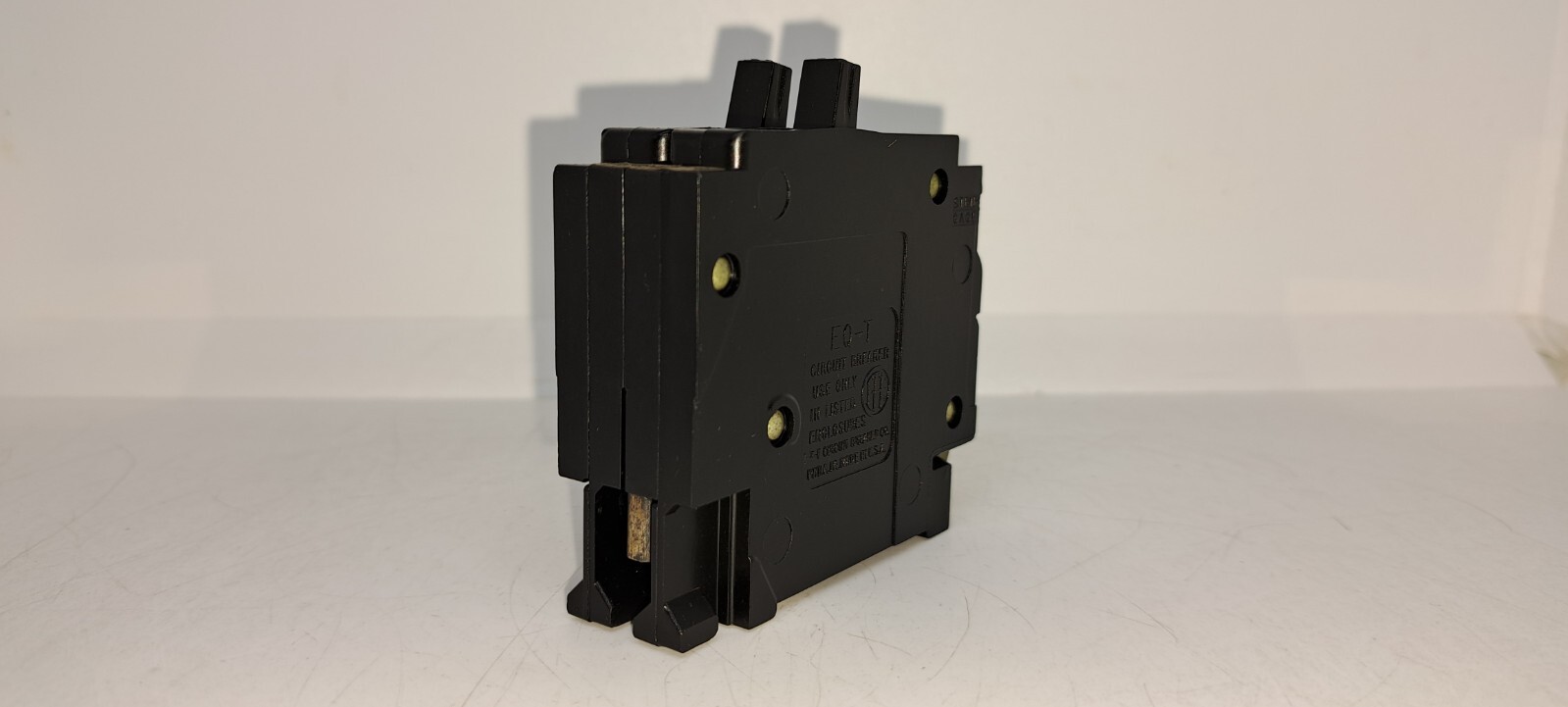ITE QT1-1515 TANDEM 15 AMP Circuit Breaker EQ-T QTI-1515 Closed Clip FLAW