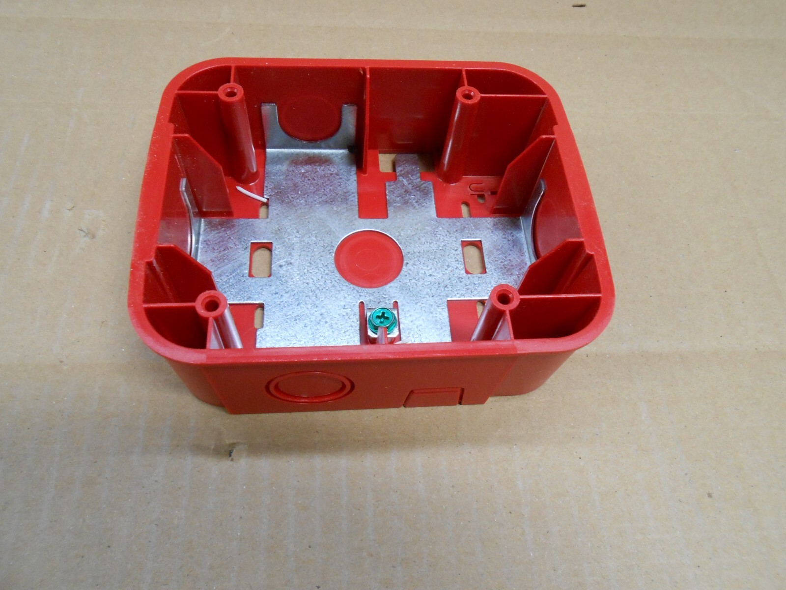 1 NIB SYSTEM SENSOR SBBRL WALL SURFACE MOUNT BACK BOX RED (8 AVAILABLE)