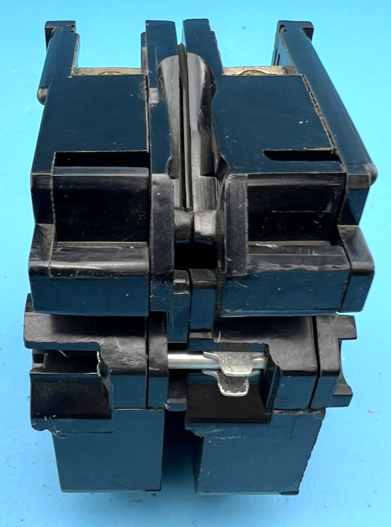 Federal Pacific 70 Amp 2 Pole NA Circuit Breaker FPE 240VAC Stab-Lok NA270 *CHIP