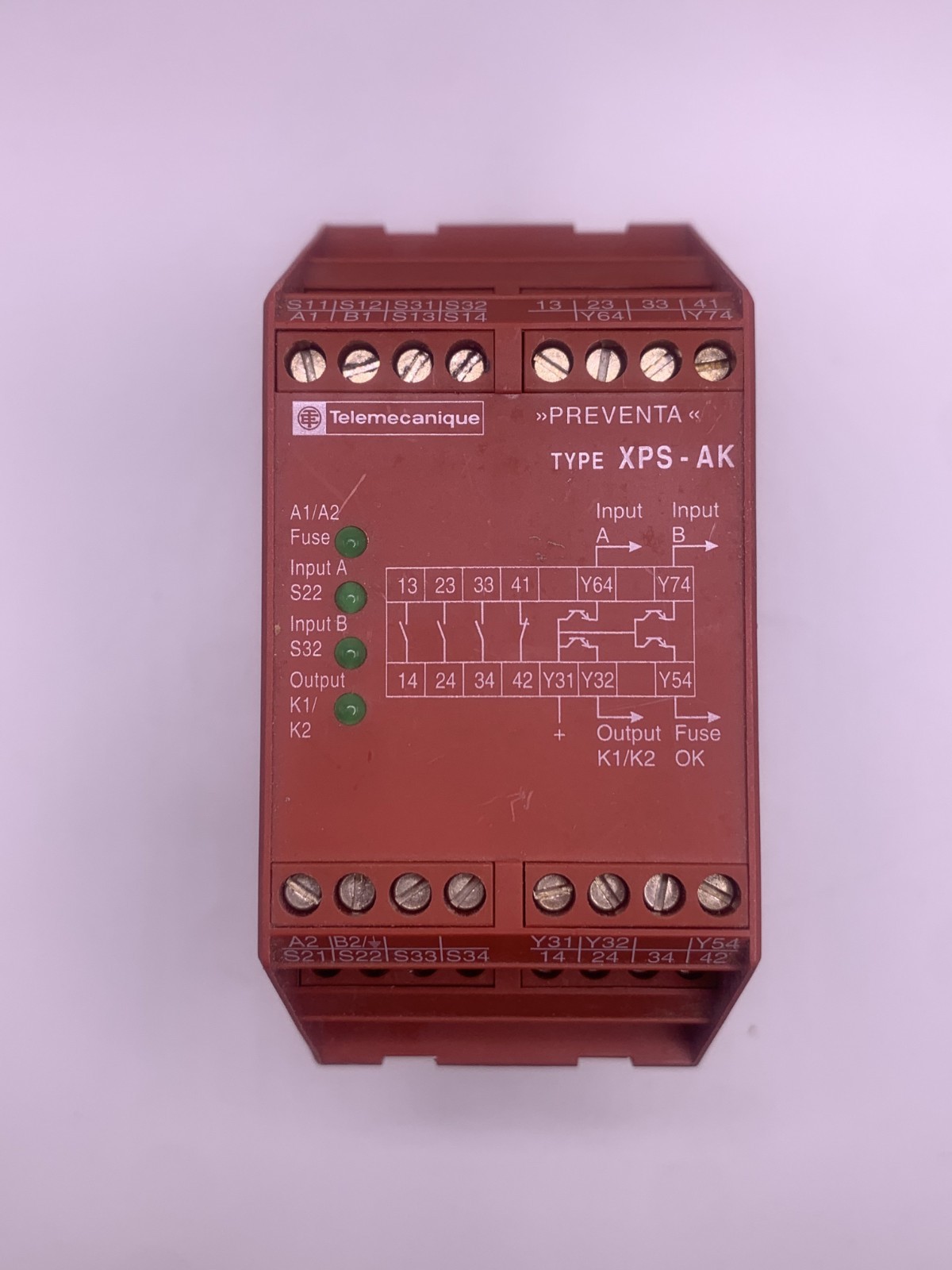 Telemecanque XPS-AK Safety Module, Emergency Stop, 230VAC, 24VDC, XPSAK311144