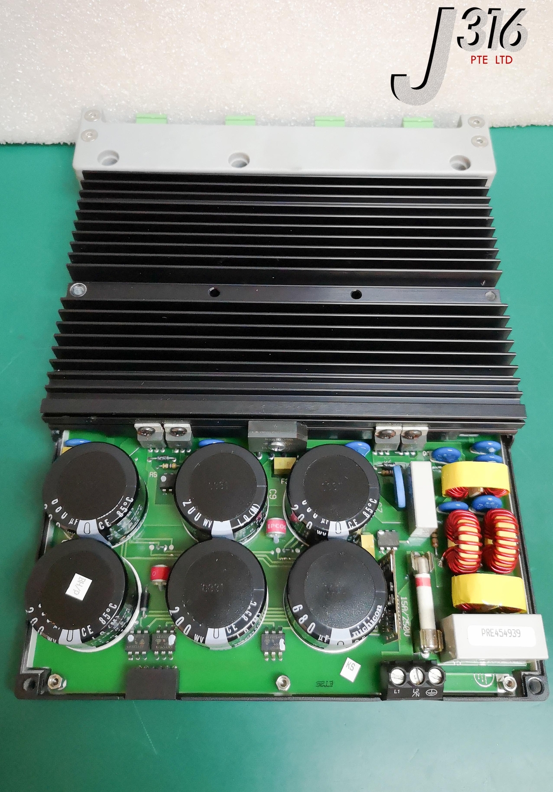 13098 VICOR FLATPAC SWITCHING POWER SUPPLY, 95VDC, 6.3A, 600W VI-NUB-EM