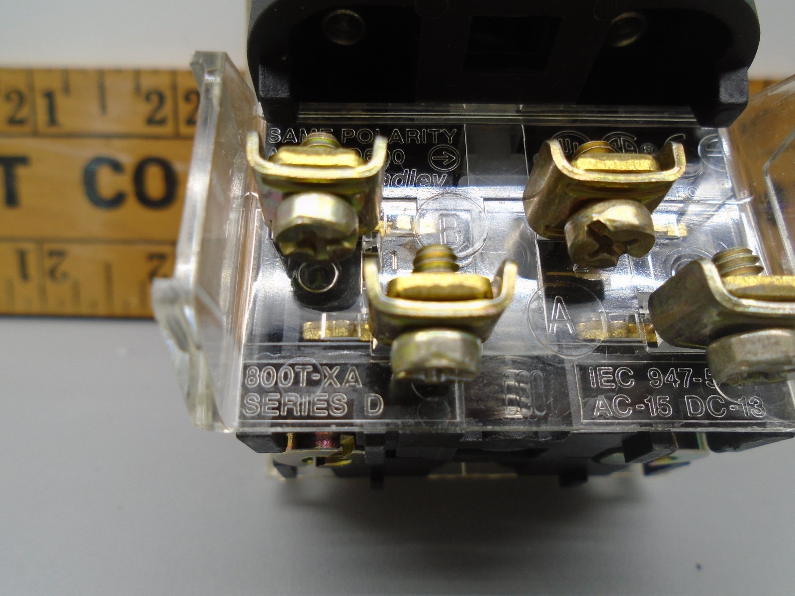 800H-QRBH10H /F Allen Bradley Push Button Green 800HQRBH10H N107