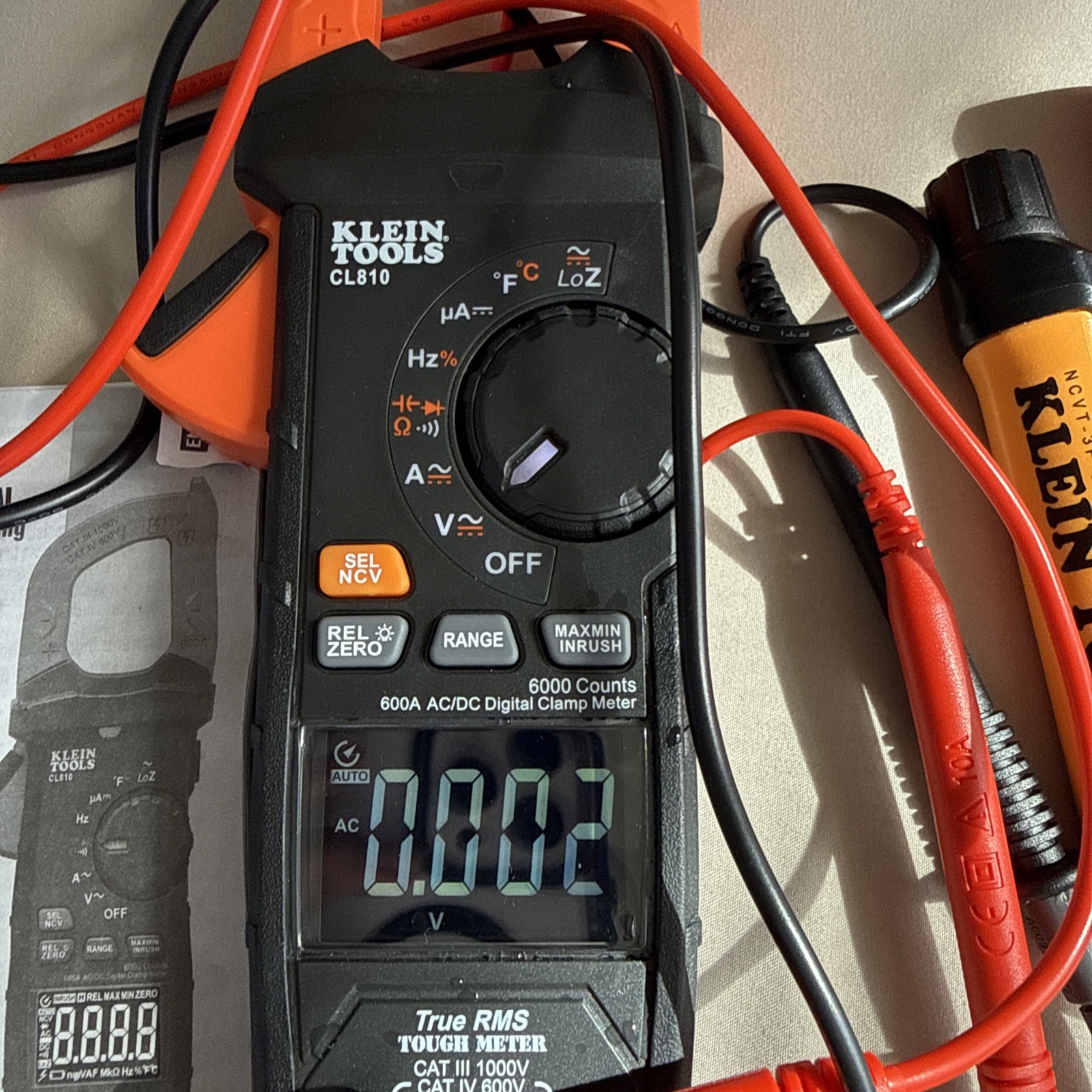 Klein Tools CL810 Digital Clamp Meter, Auto Ranging TRMS, AC/DC Volt/Current