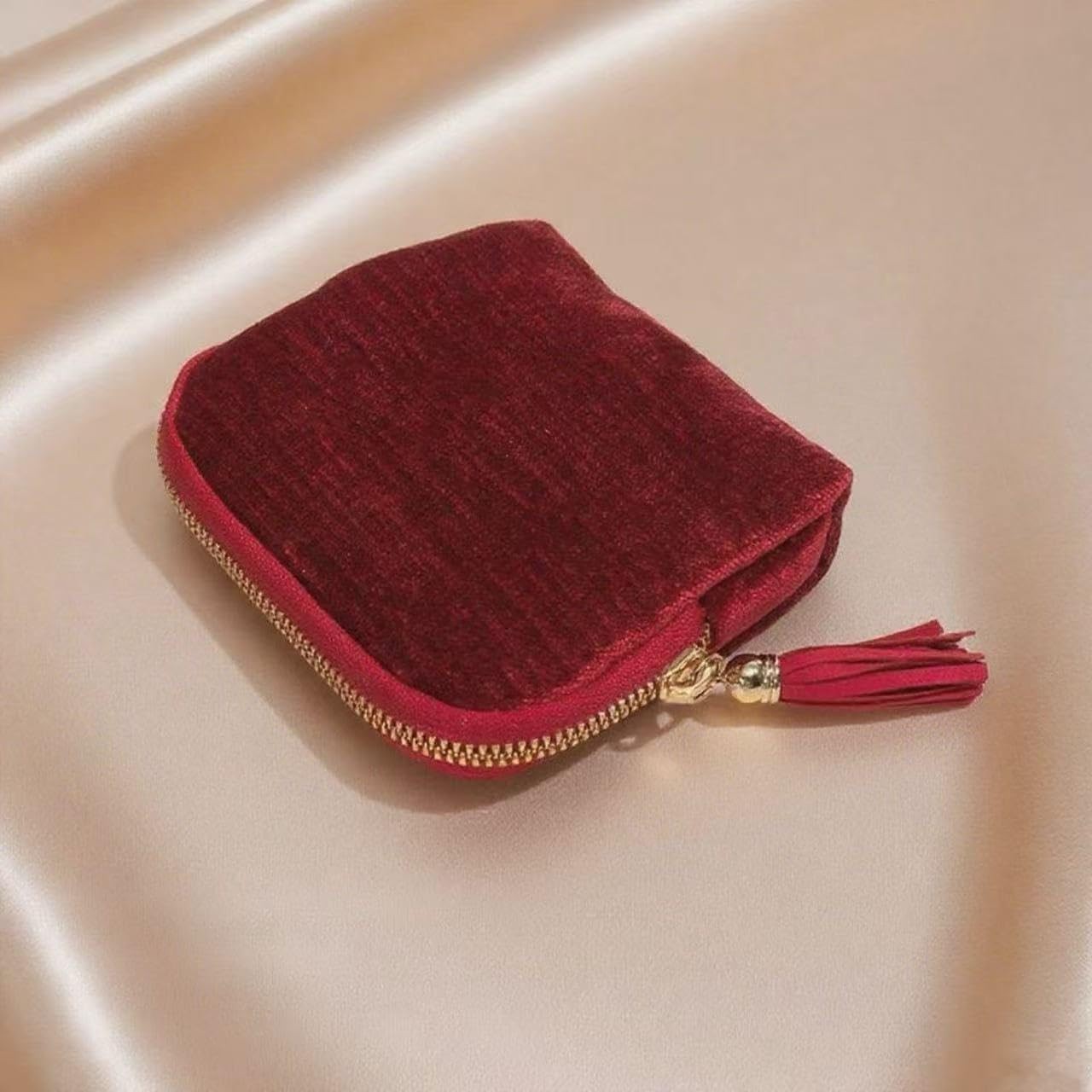TXTIGER 5.3″ x 4.7″ Small Travel Jewelry Case, Velvet Pouch with Burgundy Red