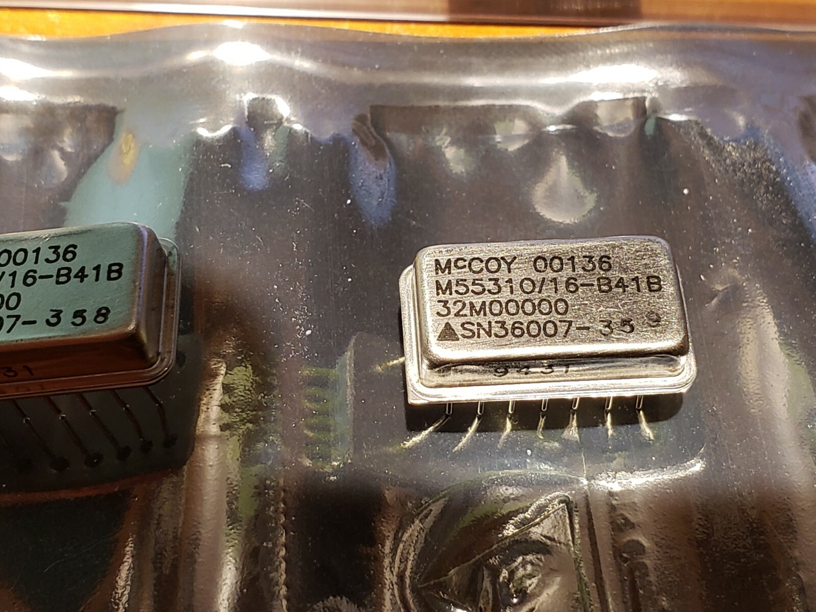 3 NEW McCoy M55310/16-B41B Mil-Spec 30 MHZ XO Crystal Oscillator Square Wave TTL