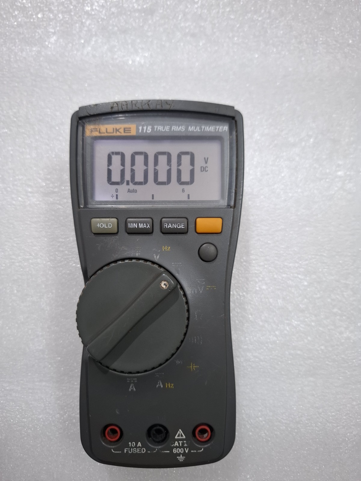 FLUKE 115 TRUE RMS MULTIMETER