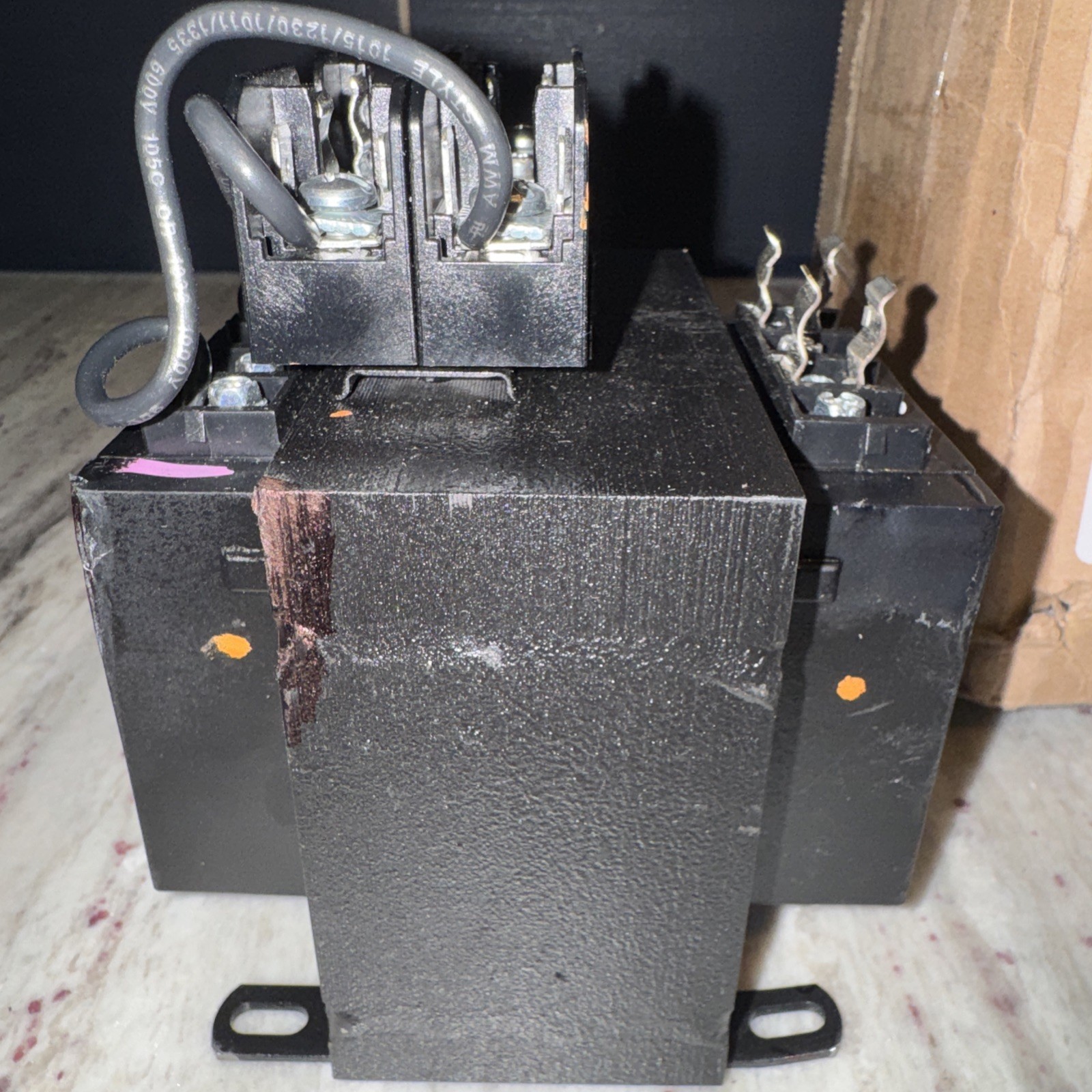 EATON C0300E2AFB 300VA Industrial Control Transformer New Old Stock