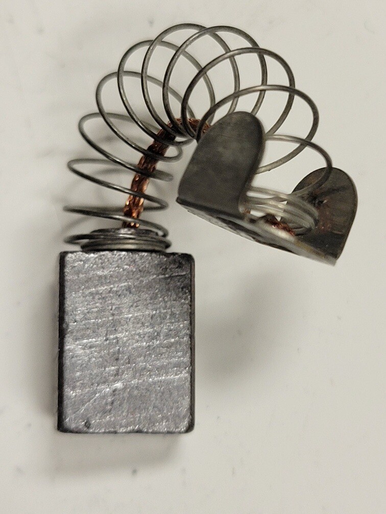 SET OF 2 NO NAME CARBON MOTOR BRUSH 2-6817-2 1/2″LENGTH 3/8″WIDTH 1/4″THICK