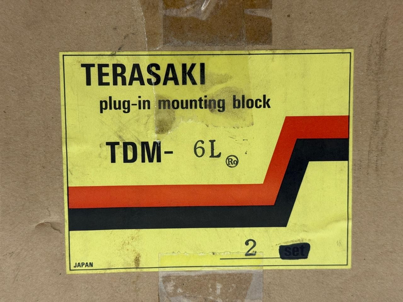 TERASAKI TDM-6L PLUG-IN MOUNTING BLOCK – 2 Pcs