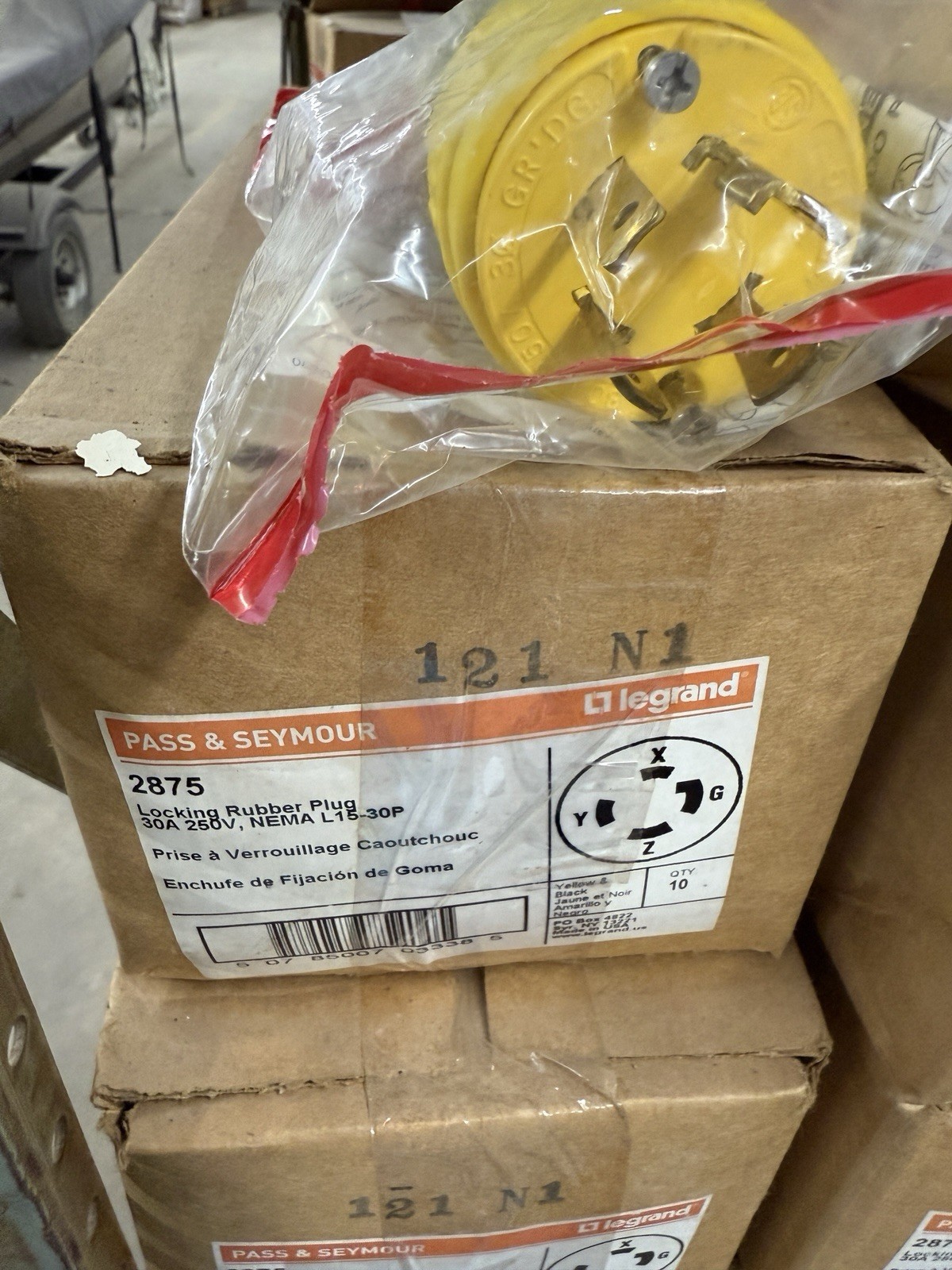 1 Unit – L15-30P, 30A 250V 3-Phase Locking Plug [PS 2875]