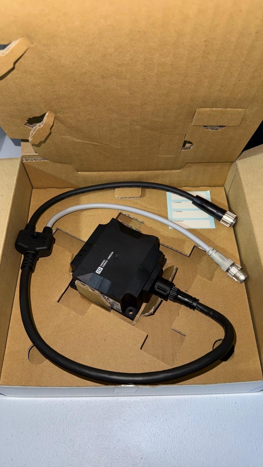 Omron V680S-HMD64-EIP RFID Reader Writer EtherNet/IP 24VDC New