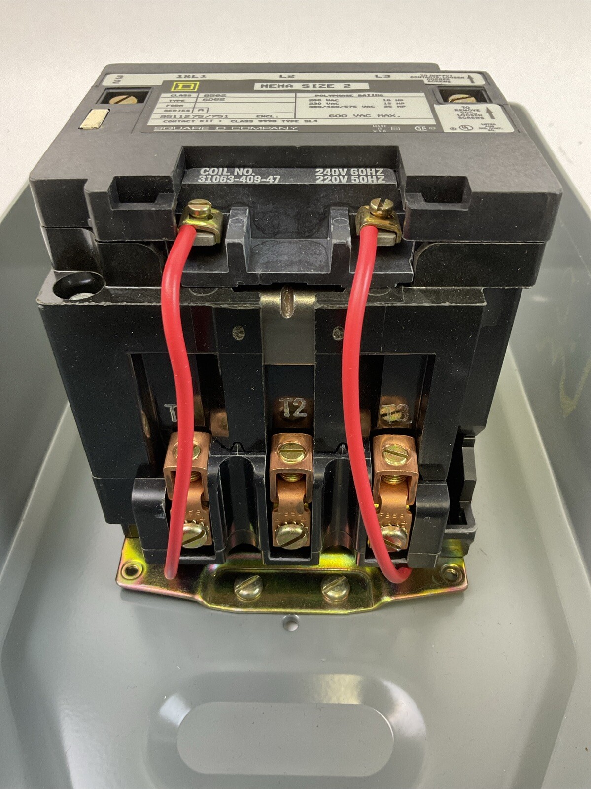 SQUARE D 8502 SDG2V03 SER A AC MAGNETIC NEMA RATED CONTACTOR IN TYPE 1 ENCLOSURE