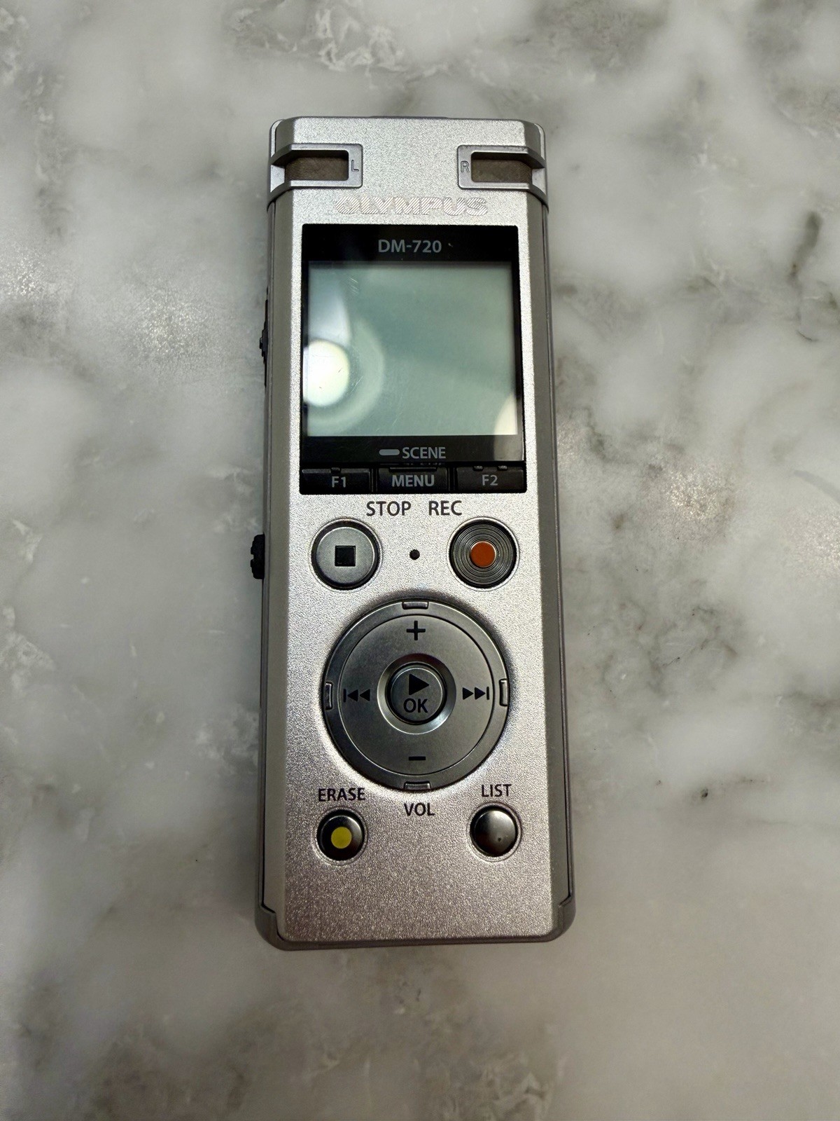 Olympus DM-720 Digital Voice Recorder – 4GB, USB Connect, Micro-SD Slot, Silver