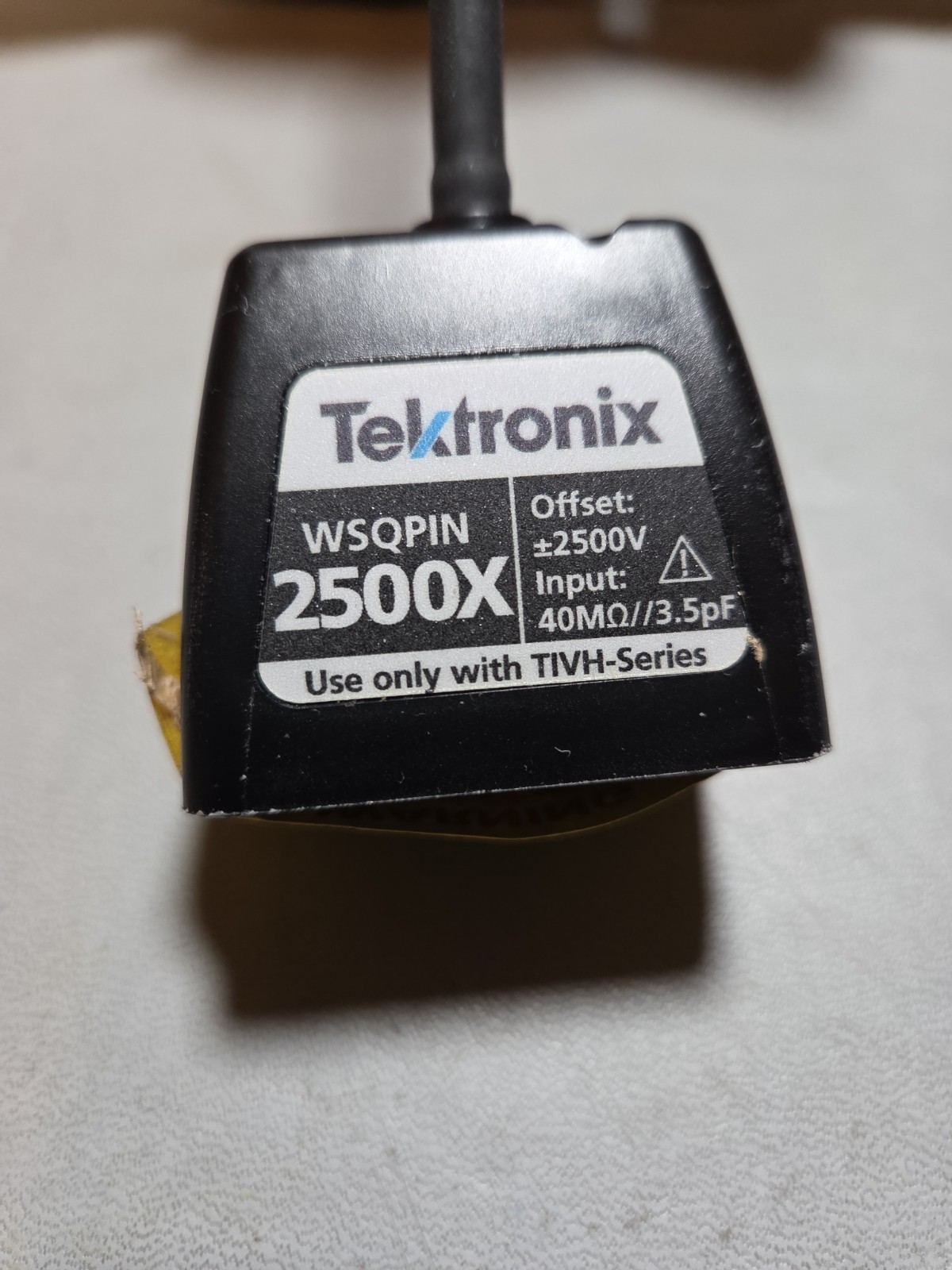 TEKTRONIX WSQPIN2500X Sqr Pin Probe Tip for TIVH Series, 2500x Attenuation