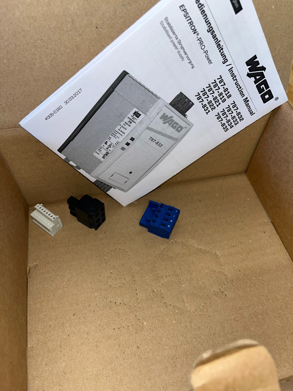 787-822 EPSITRON® PRO Power supply