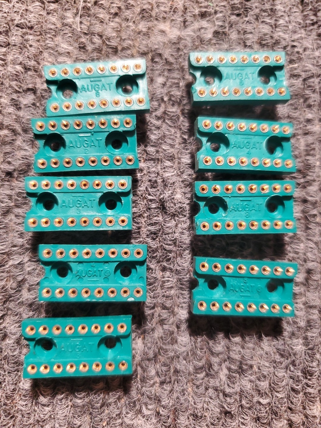 9x Augat 16-Pin DIP IC Socket Gold Contacts NOS Machine Pin Through Hole