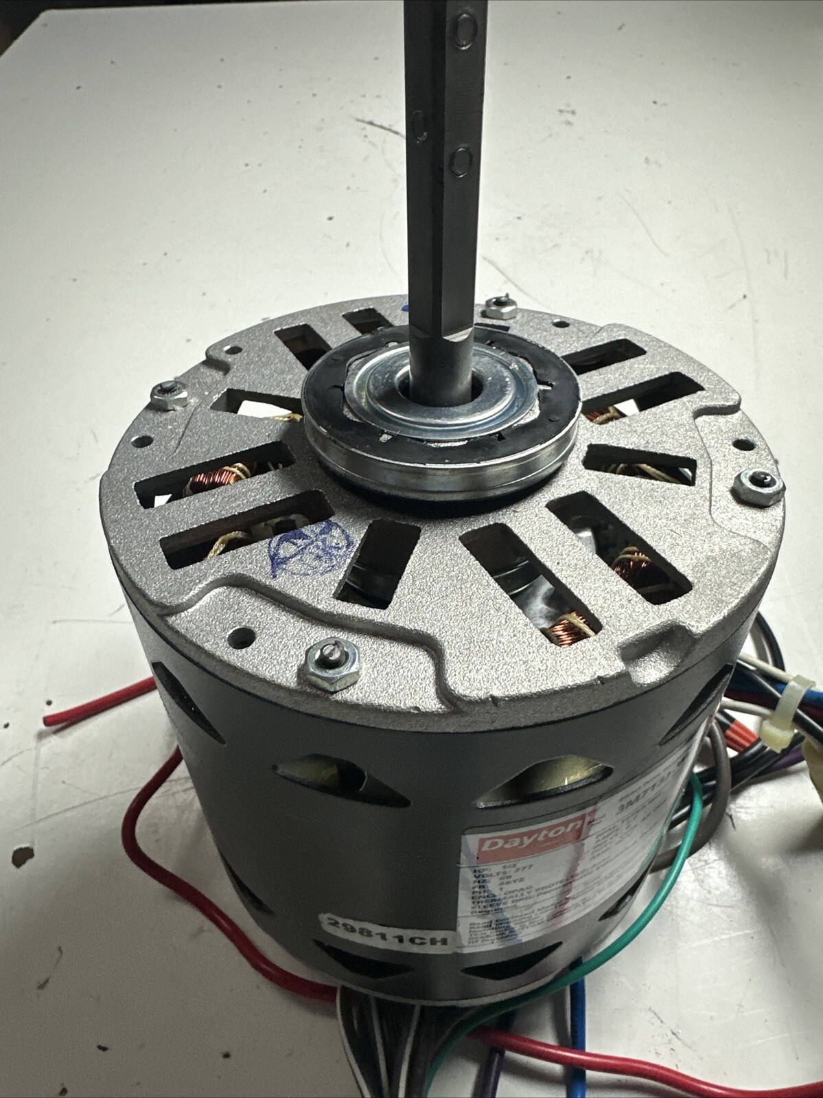 Dayton 3M713J Direct Drive Blower Motor 1/3HP 1075RPM/3SPD 277VAC 2.6Amps 3M713