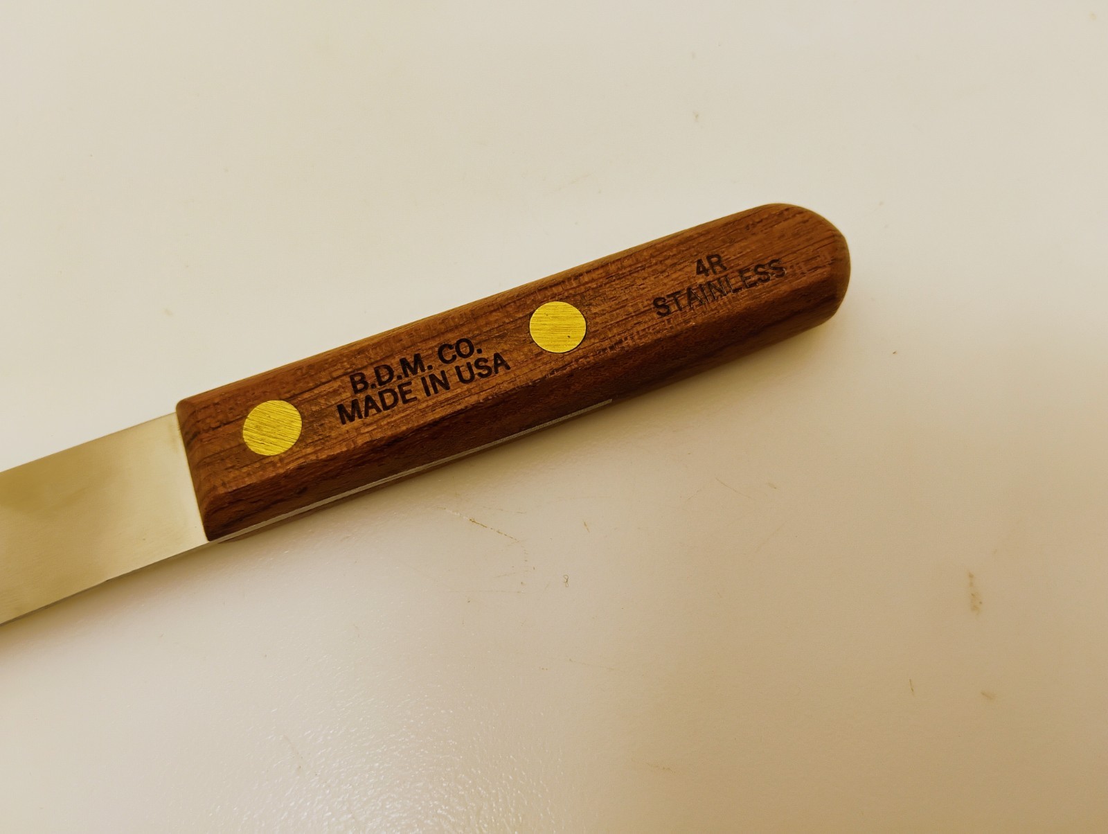 USA Dental Spatula 4R Stainless Wood Handle 4.5″X7/8 Stiff Blade Brass Rivets
