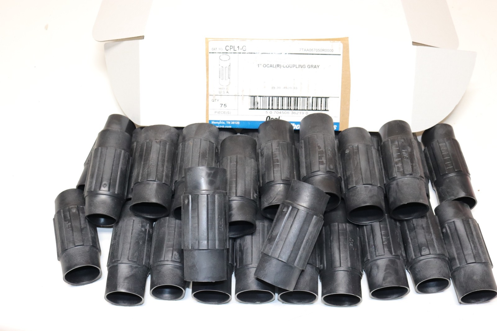 30x Lot ABB Thomas & Betts CPL1-G 1″ OCAL Coupling Gray