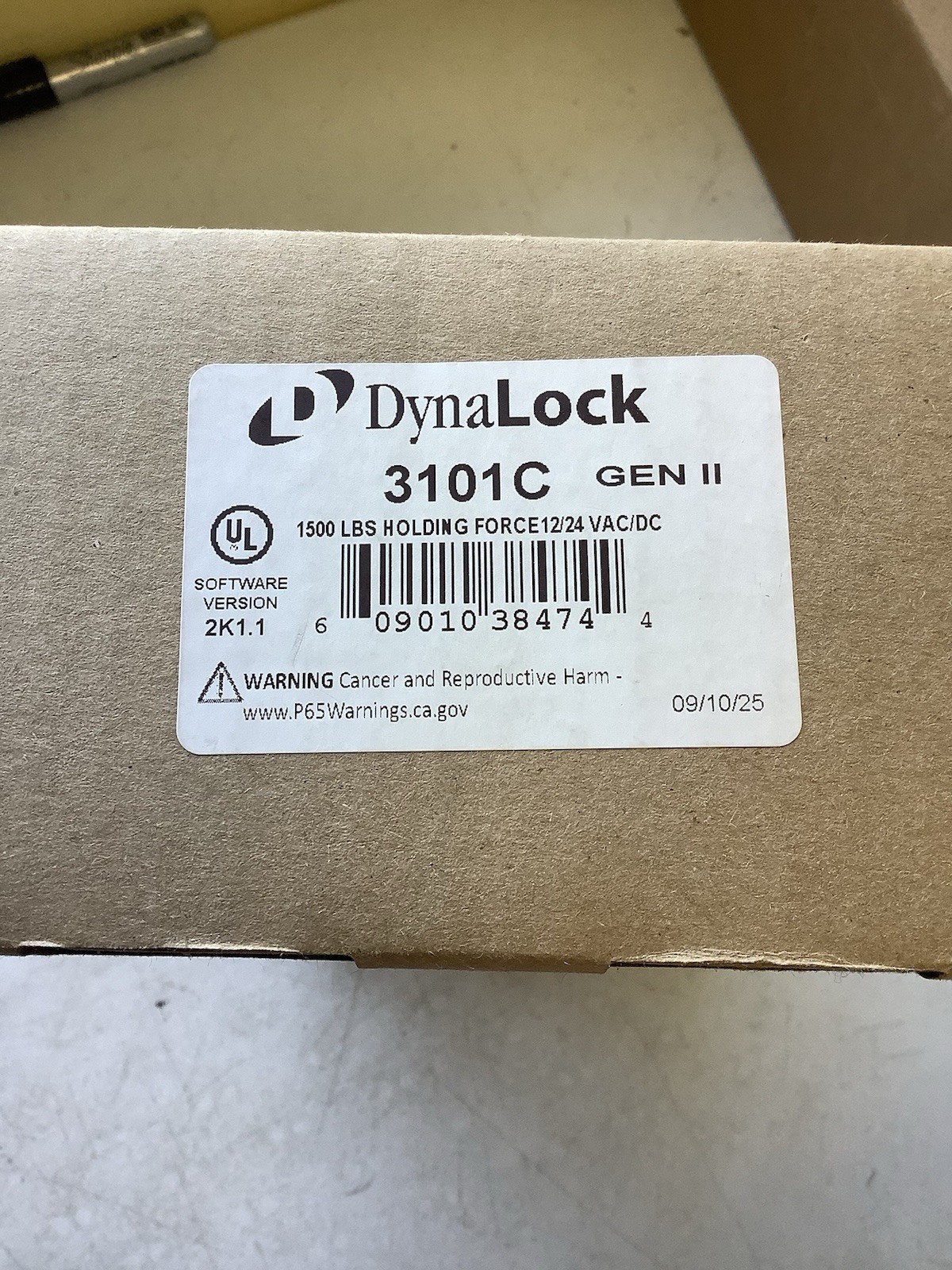 DynaLock 3101C GEN II Electromagnetic Lock 1500 lb 12V/24V Single Door