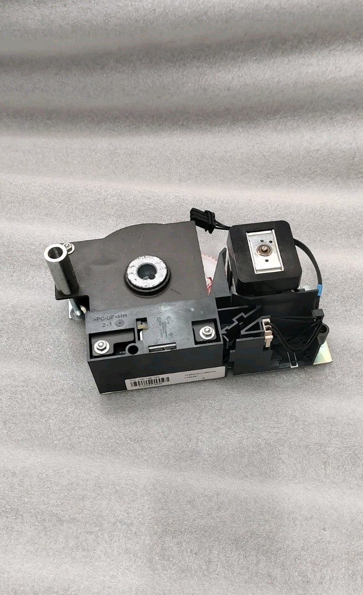 SCHNEIDER ELECTRIC MASTERPACT NW 47893 Gear Motor 100/125V (GHJ10624AA)