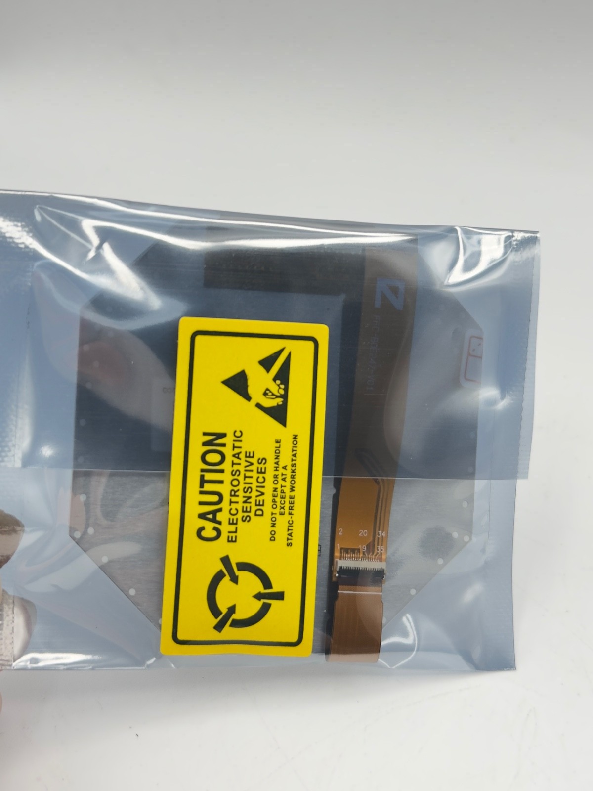 2.5” 480×480 Round IPS LCD Screen w/ Micro USB Controller Board VS025Z6M