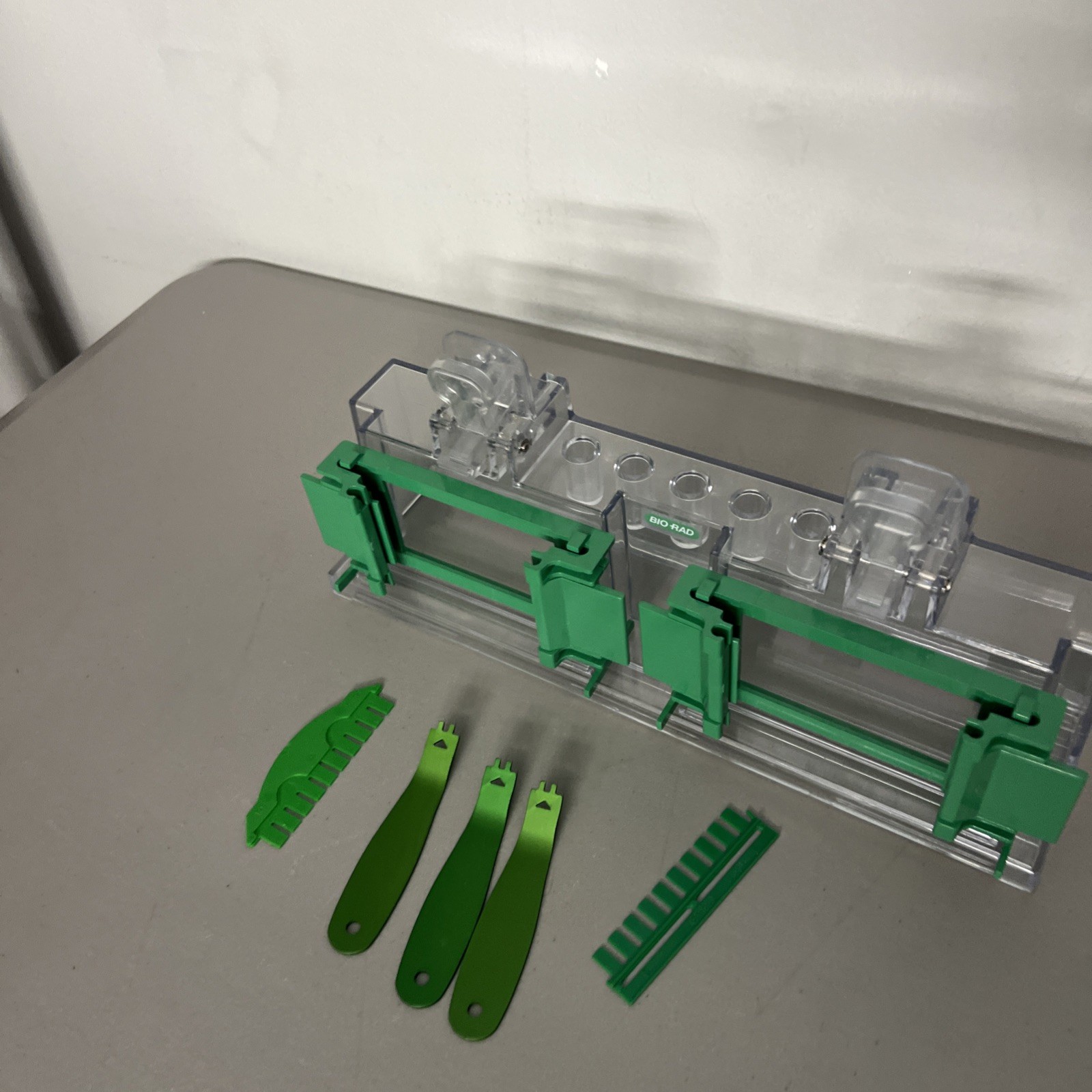 Bio-Rad Mini-PROTEAN® Tetra Cell Casting Stand with EXTRAS