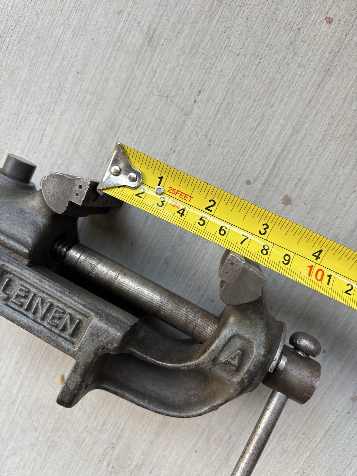 VTG watchmaker LEINEN A 60 vise With Anvil – Germany