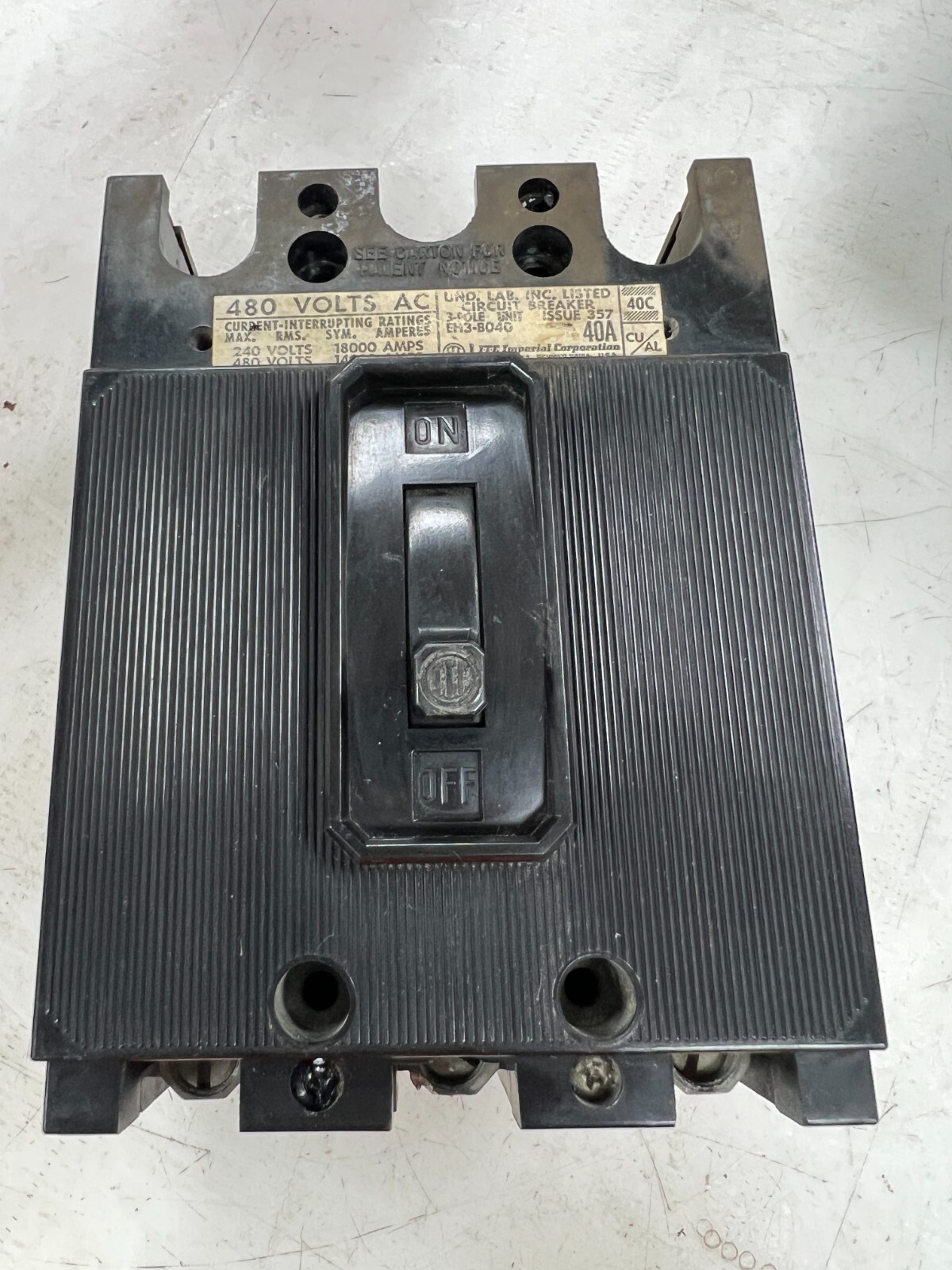 👀 ITE 40 AMP CIRCUIT BREAKER 480 VAC 3 POLE EH3-B040