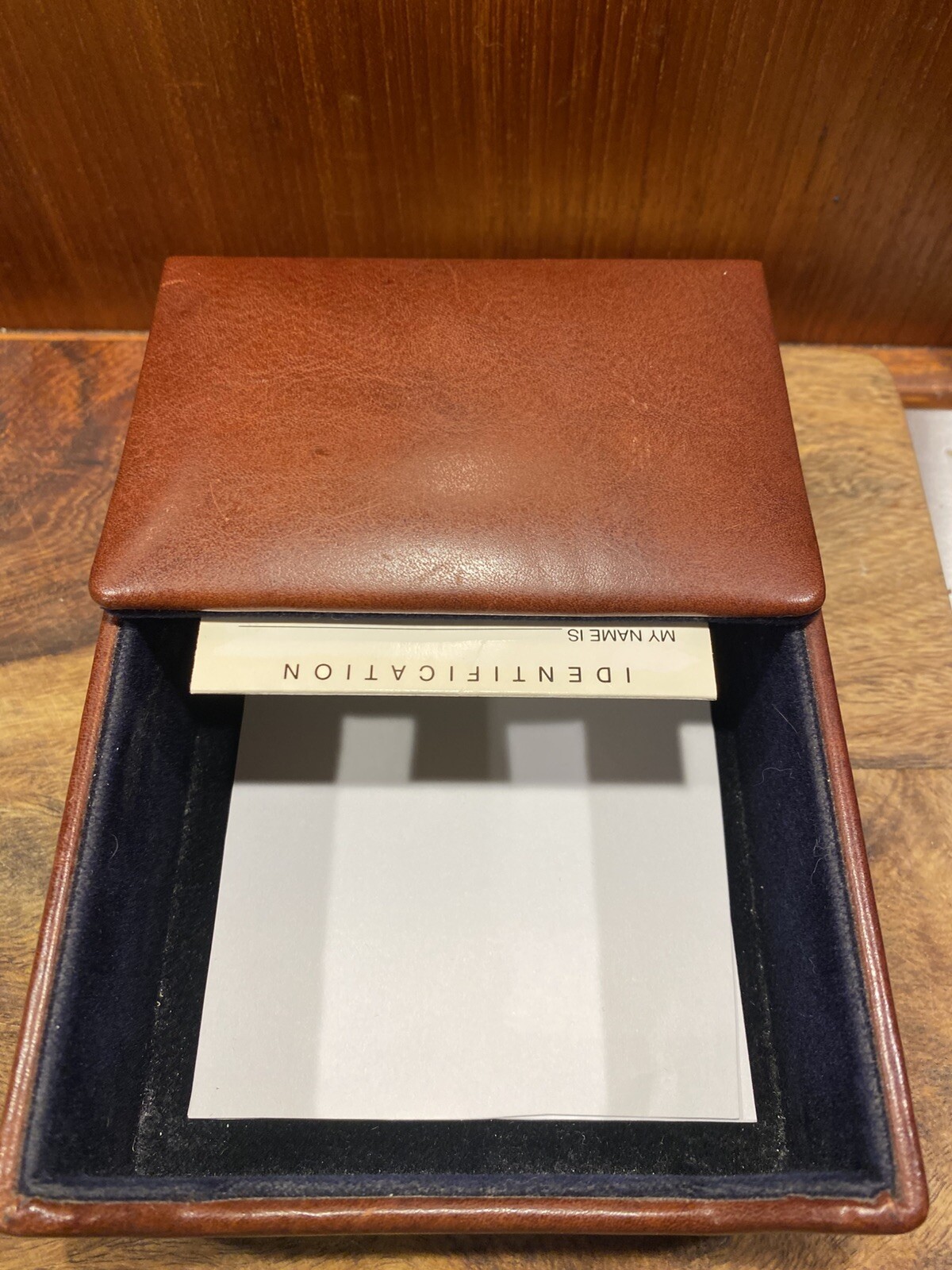 Vintage Gary’s Leather Old Leather Flip Top Memo Box Card Holder Desk Accessory