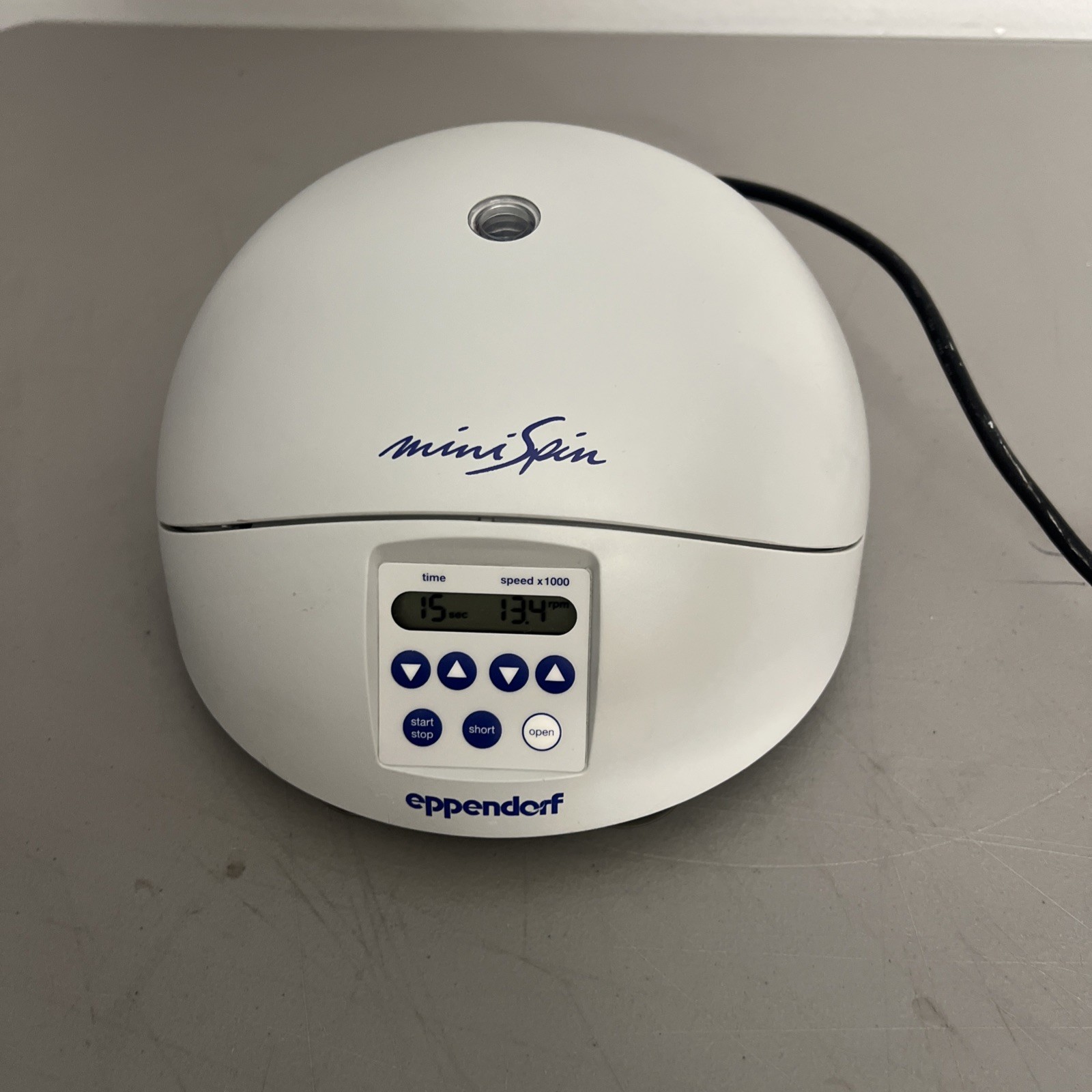 Eppendorf MiniSpin 5452 Microcentrifuge + F45-18-11 Rotor- Tested Working