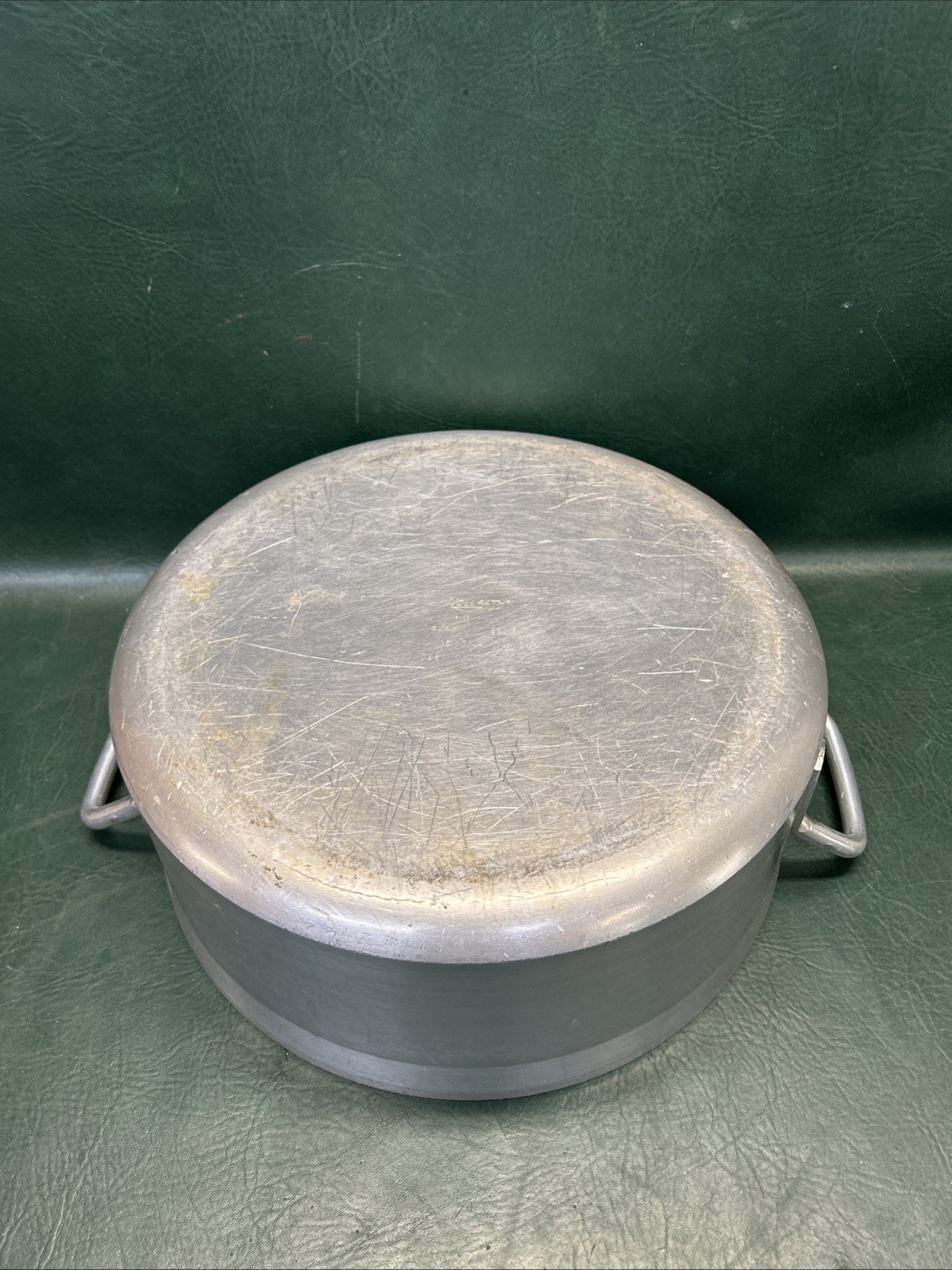 Heavy Vollrath 68215 Classic Select 15 qt Aluminum Brazier 14.75″ diamter