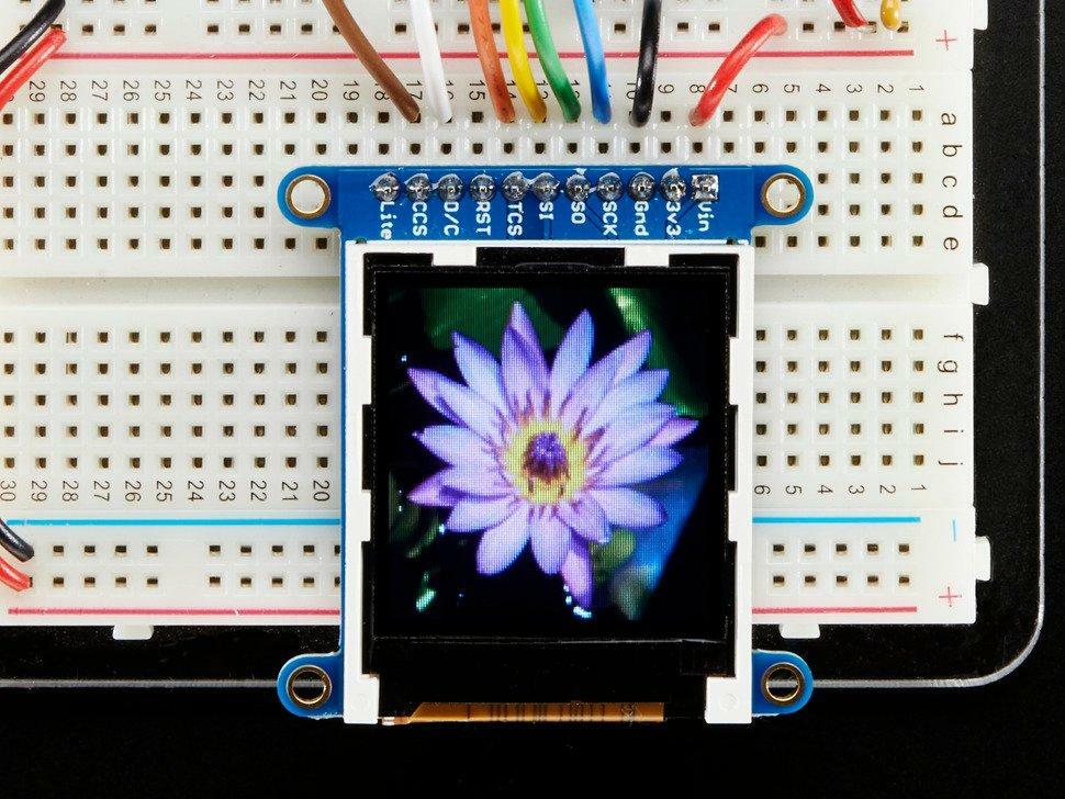 Adafruit 1.44″ Color TFT LCD Display with MicroSD Card breakout – ST7735R