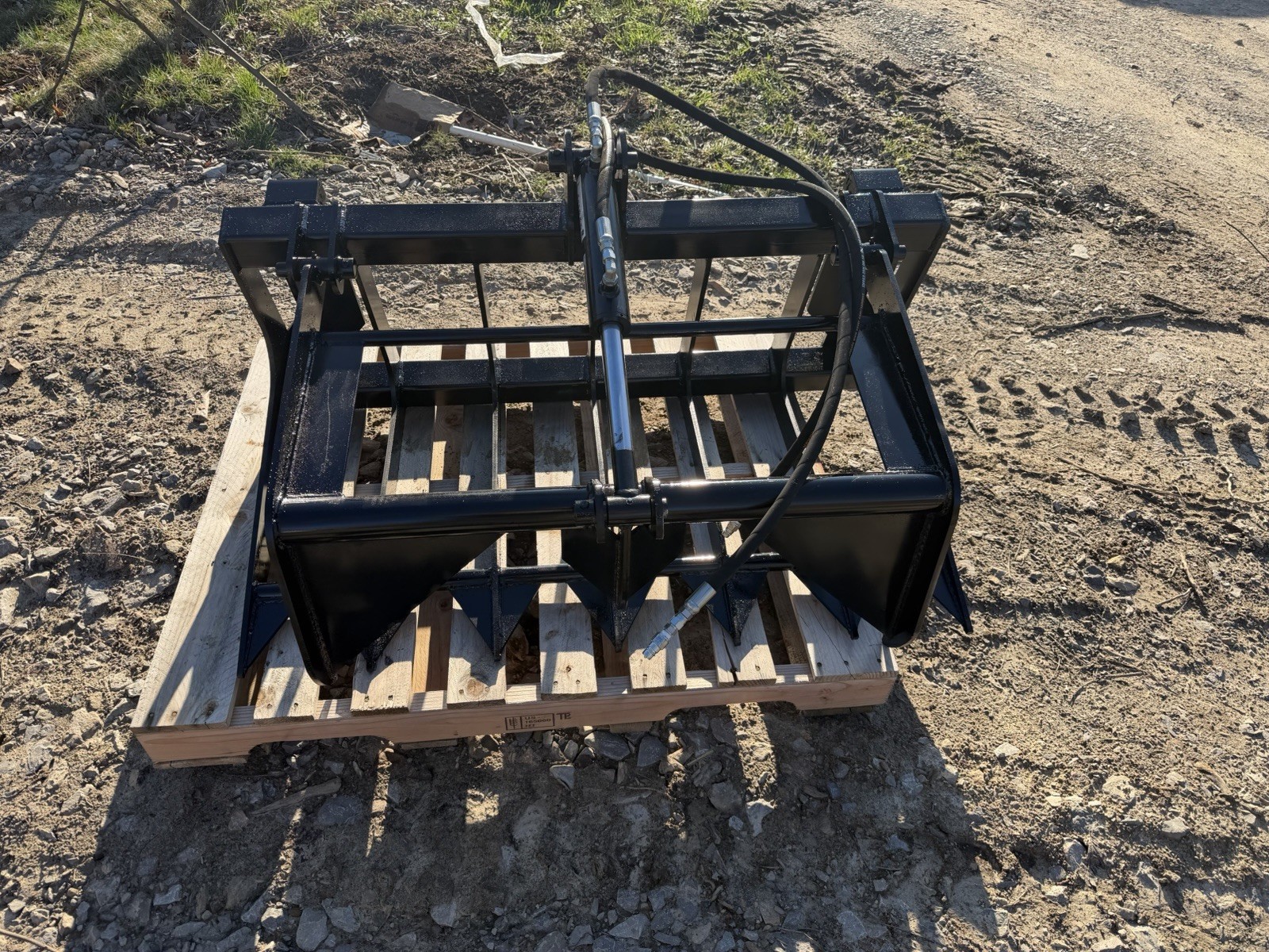 48” Grapple Fits John Deere Compact Tractor