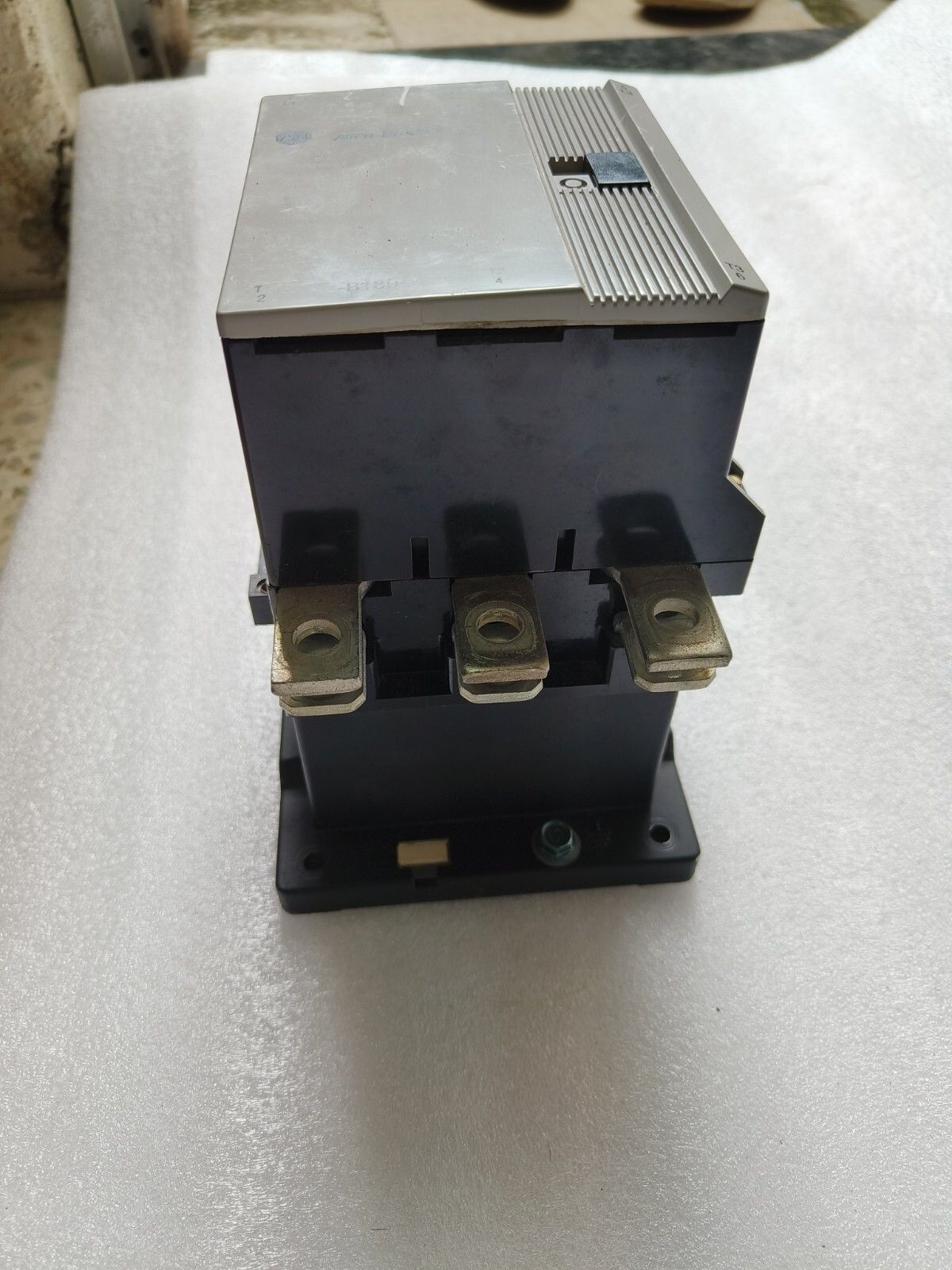 Allen Bradley Contractor 100-B180N*3 -B180- free shipping in 8 to 14 days