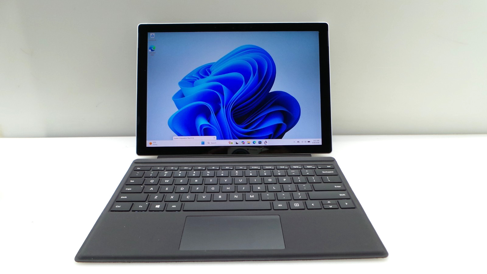 LOT OF 7 Microsoft Surface Pro 7 + 12.3″ i5-1135G7 2.40GHz 16GB RAM 256GB SSD