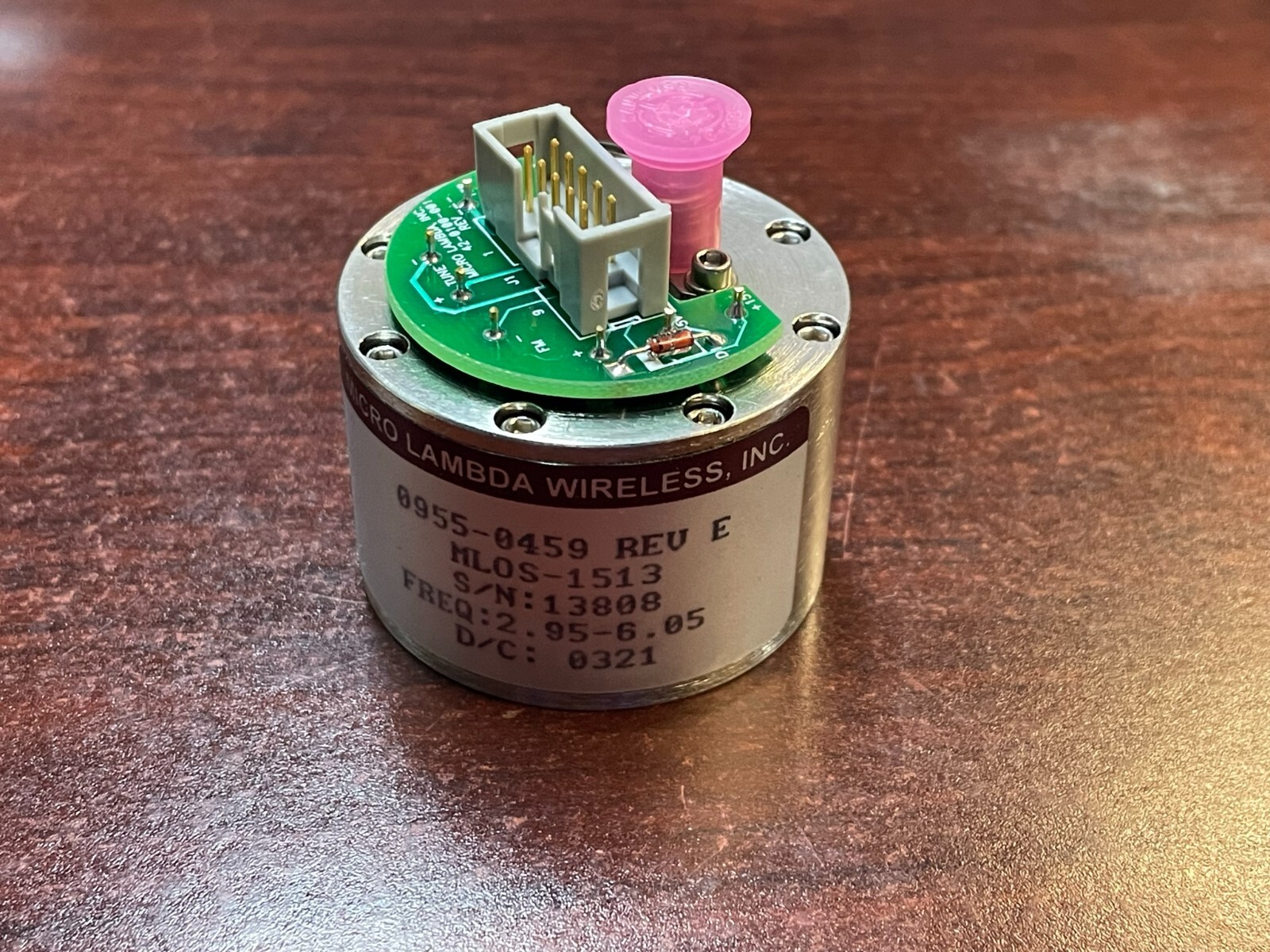 Micro Lambda Wireless YIG Tuned Oscillator MLOS-1513 2.95 – 6.05 GHz 0955-0459
