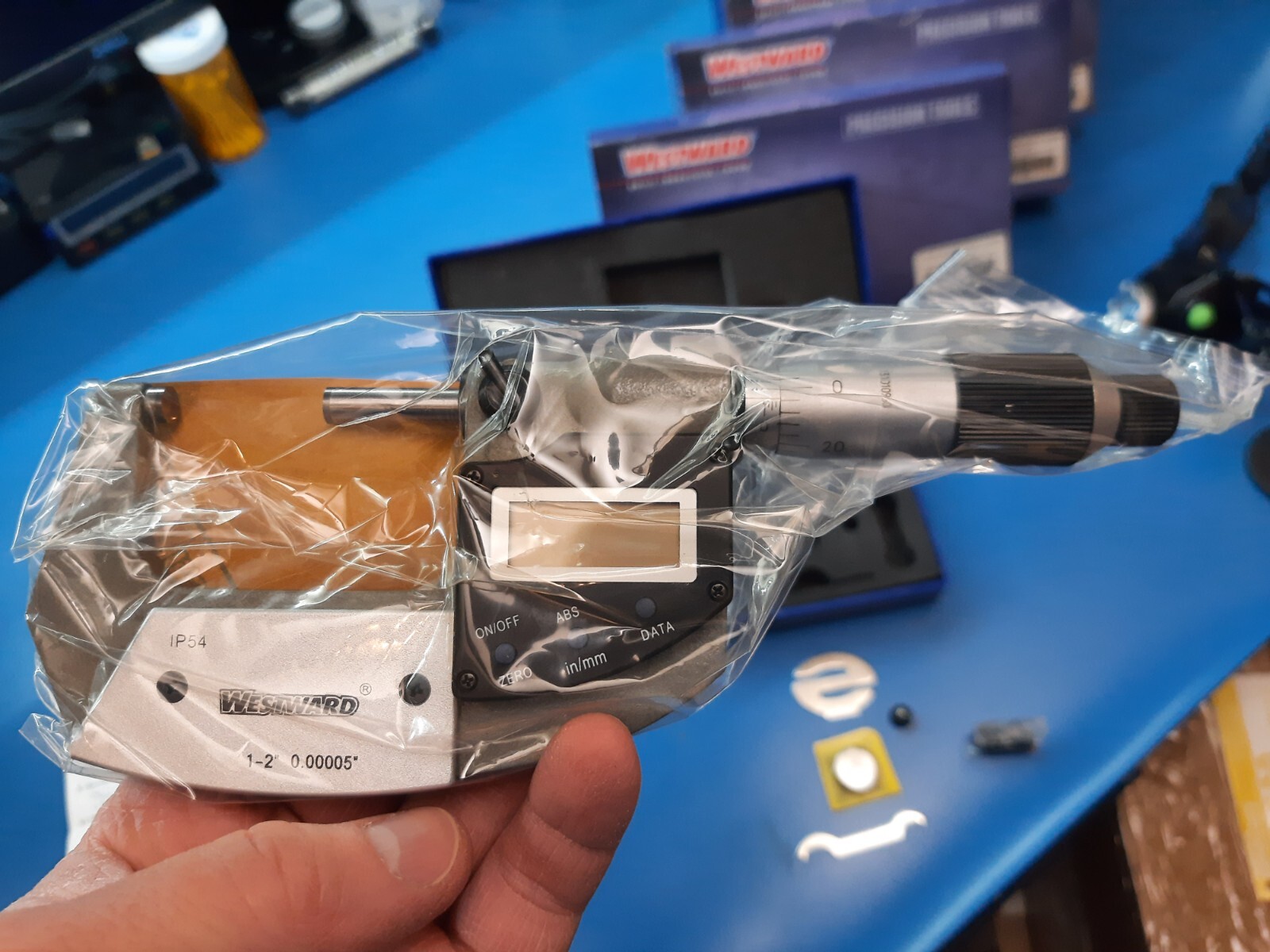 Grainger Westward Digital Outside Micrometer 1-2″ .00005″ IP54 Ratcheting NEW