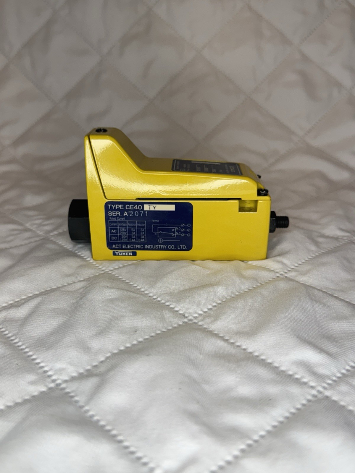 ACT CE40 pressure switch Yuken Sealed Ac
