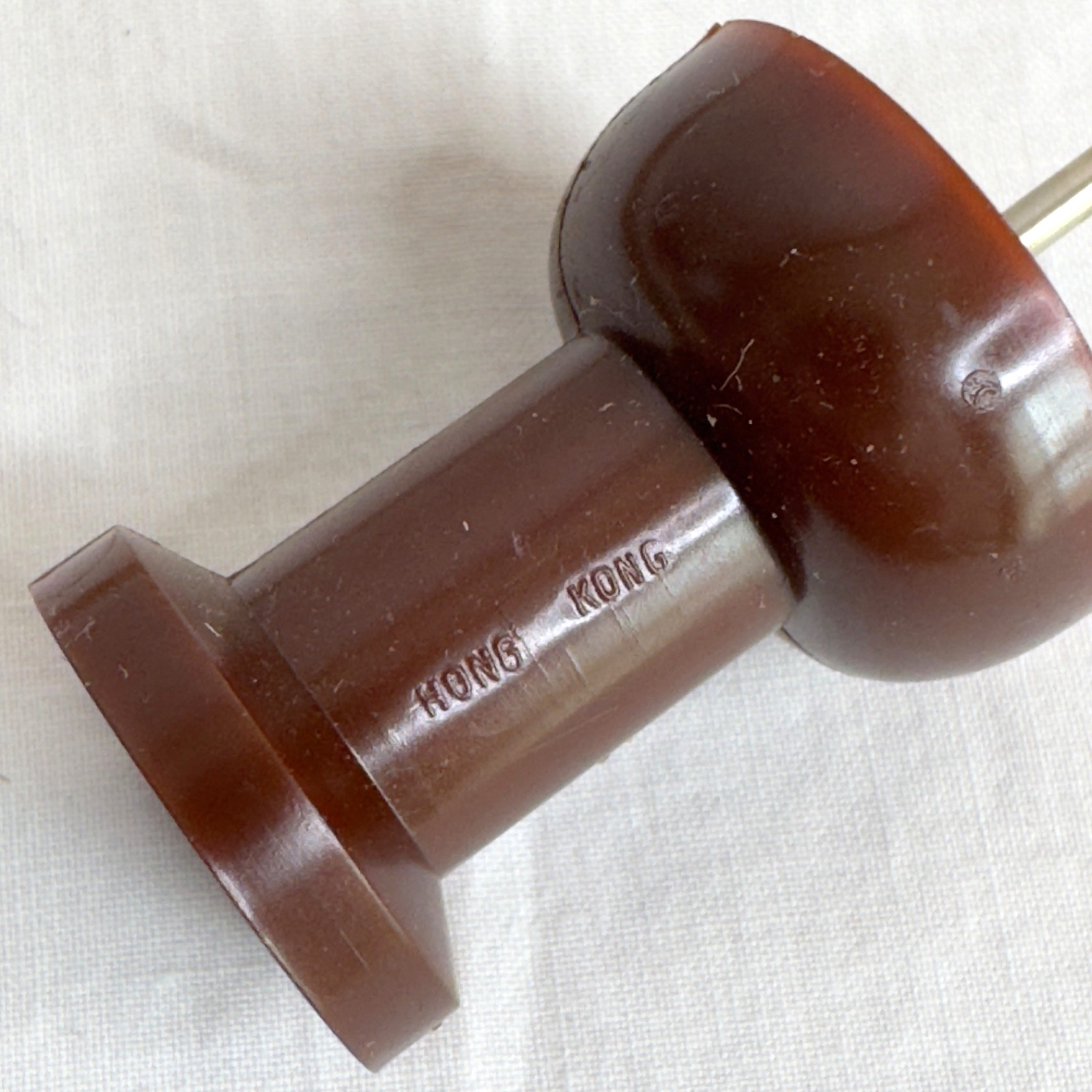 MCM Pop-Art LARGE 2″ PUSH-PINS Red BROWN White HONG KONG Retro OFFICE Supplies