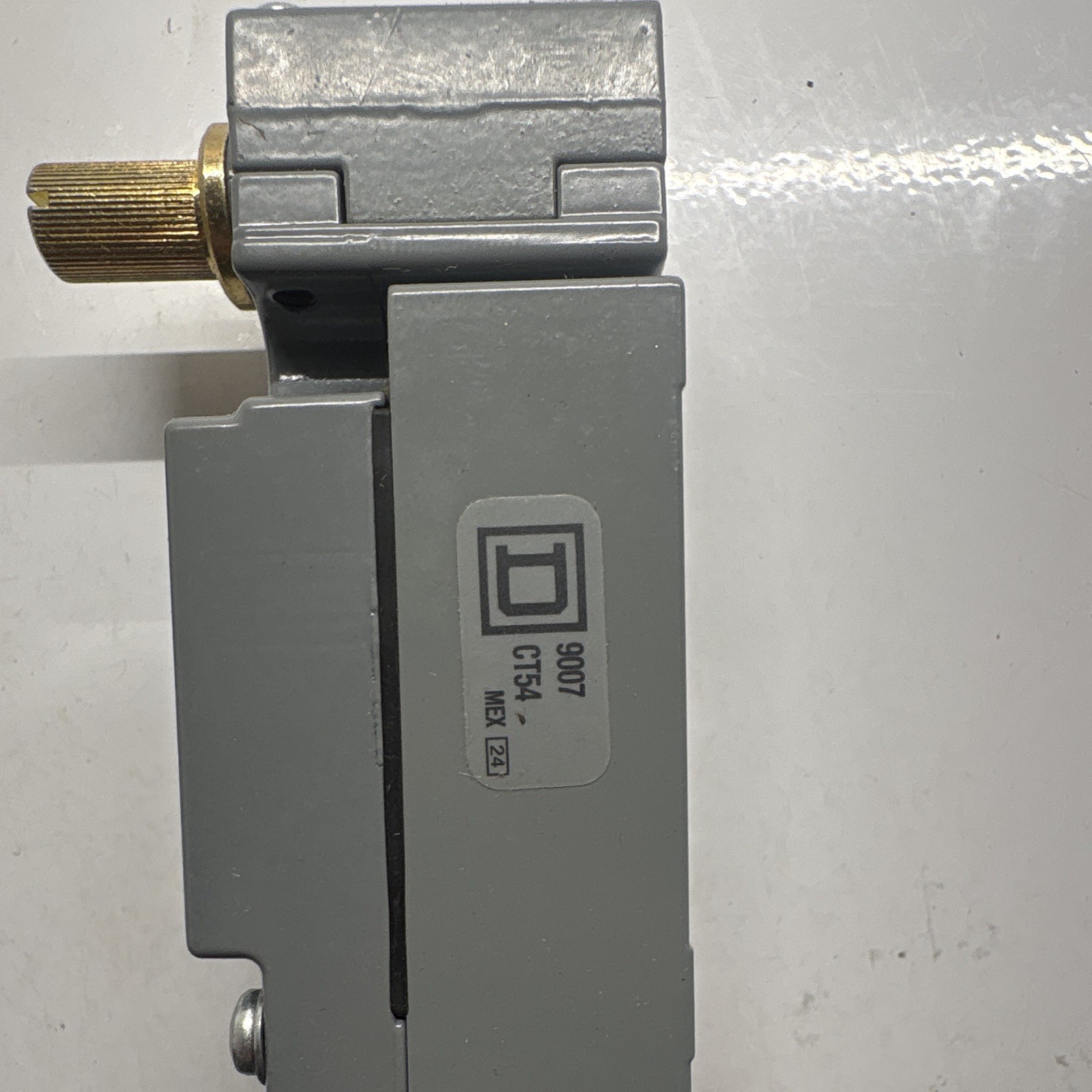 Square D Limit Switch 9007C54B2 Ser. A Metal Gray Industrial