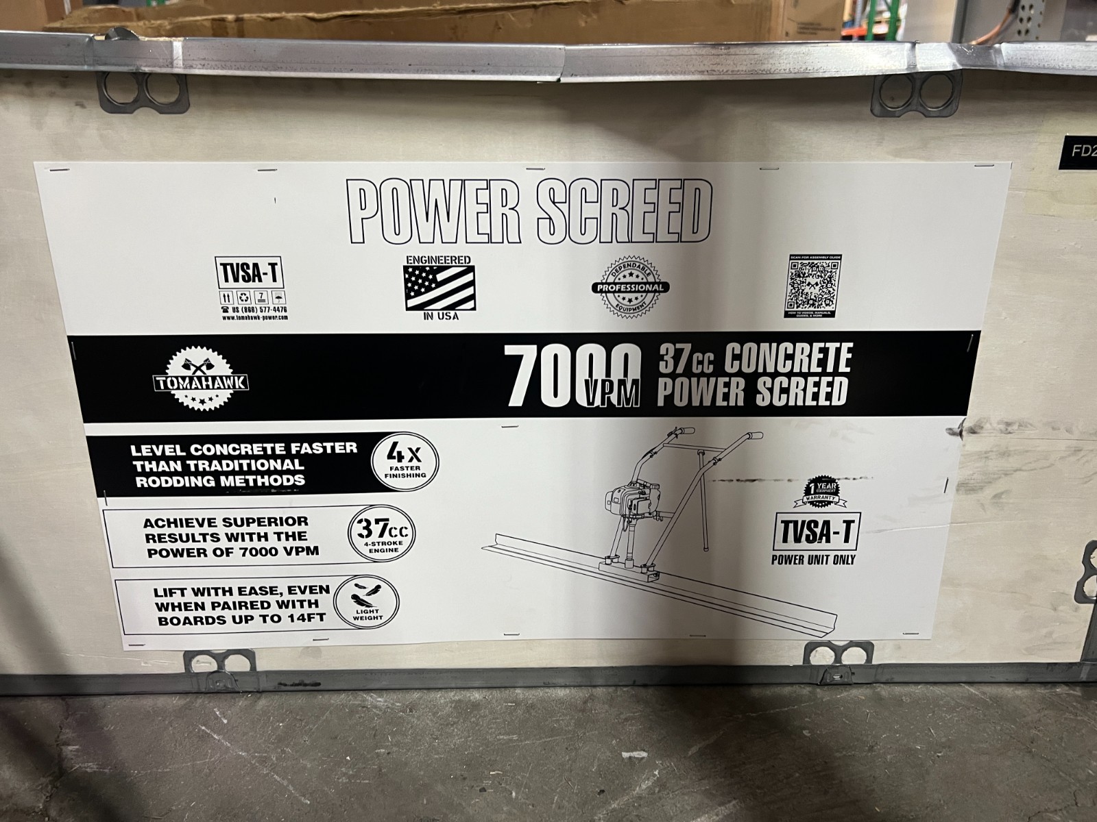 TOMAHAWK POWER TVSA-T 37.7cc Gas Concrete Power Screed Cement Finishing