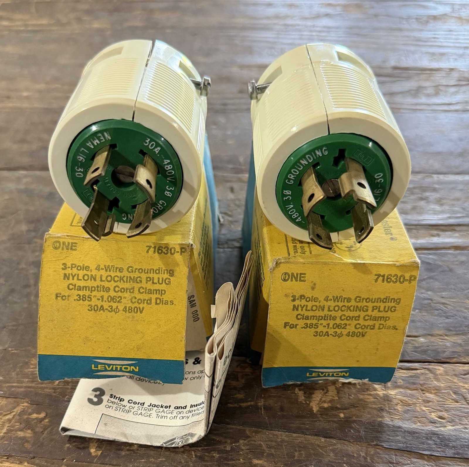 Industrial Surplus Leviton 3P 4W 30A 480V 3PH LOCKING PLUG 71630-P Clamptite X 2