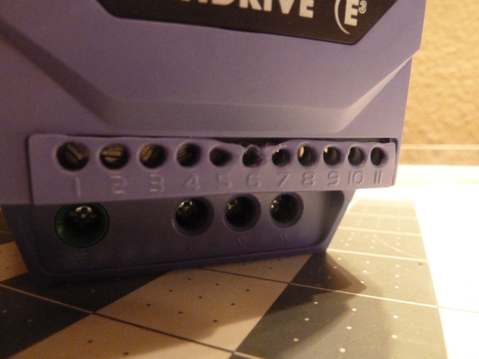 Invertek Optidrive E3 ODE-3-120023-3012 Variable Frequency Drive IP20 / UL Open