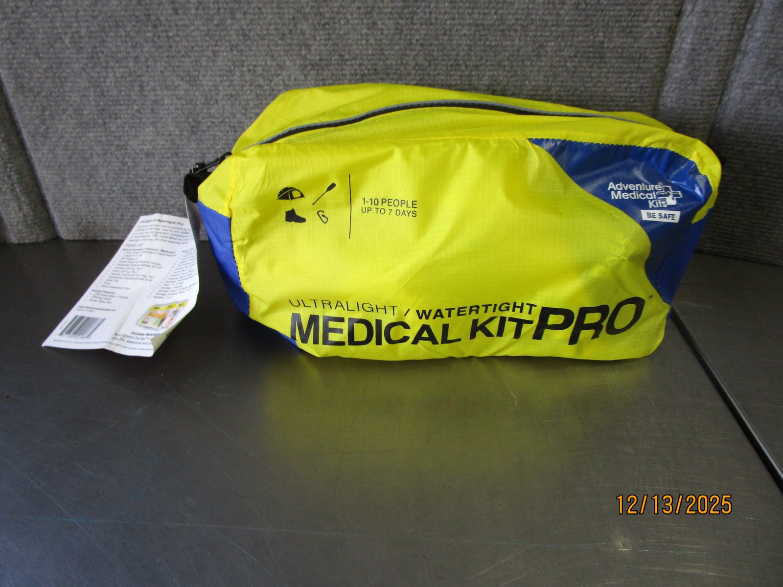 Adventure Medical Kit Ultralight Watertight Medical Kit Pro 1-10 People
