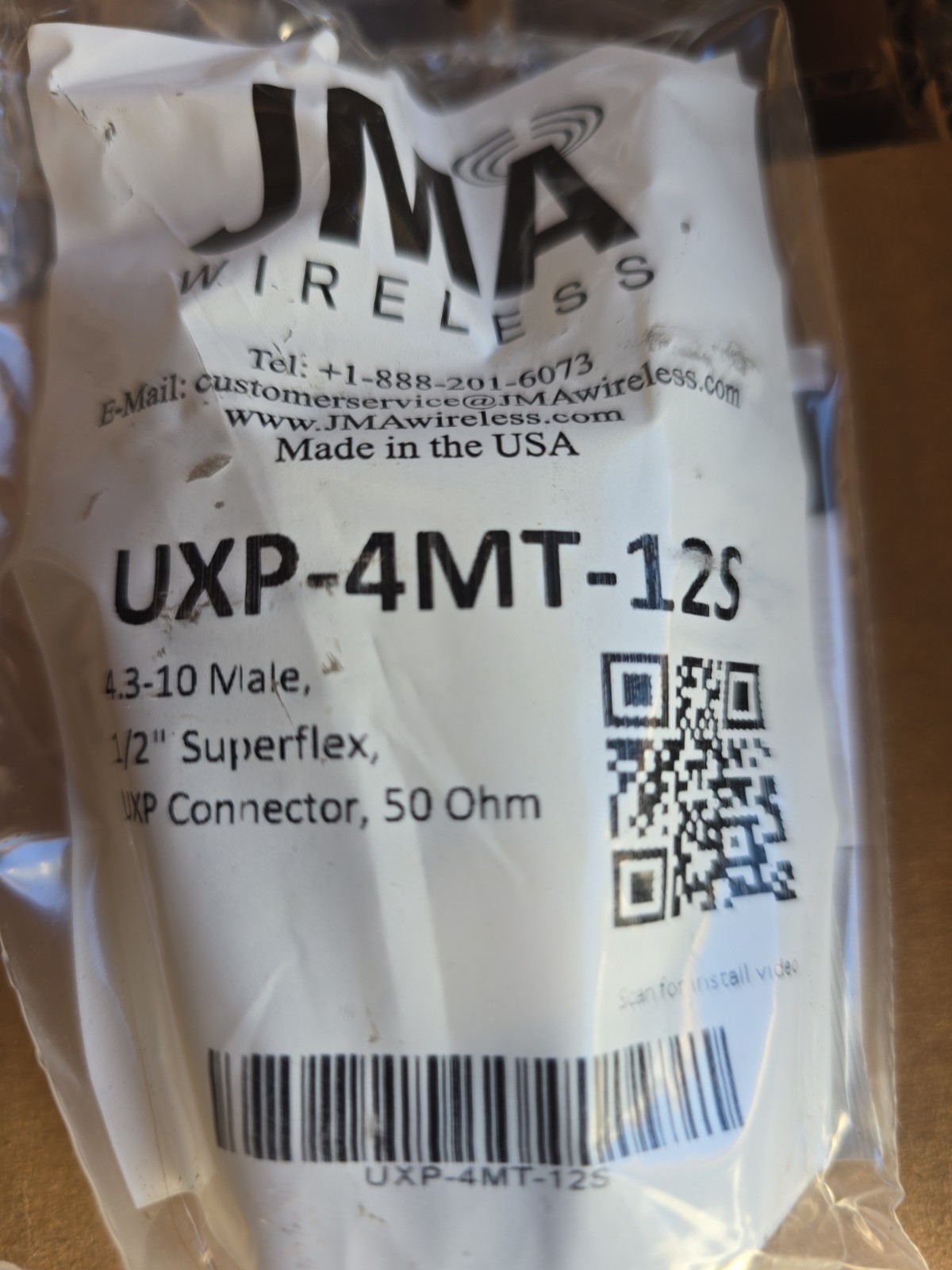 Lot of 26 UXP – 4MT – 12s Connectors JMA