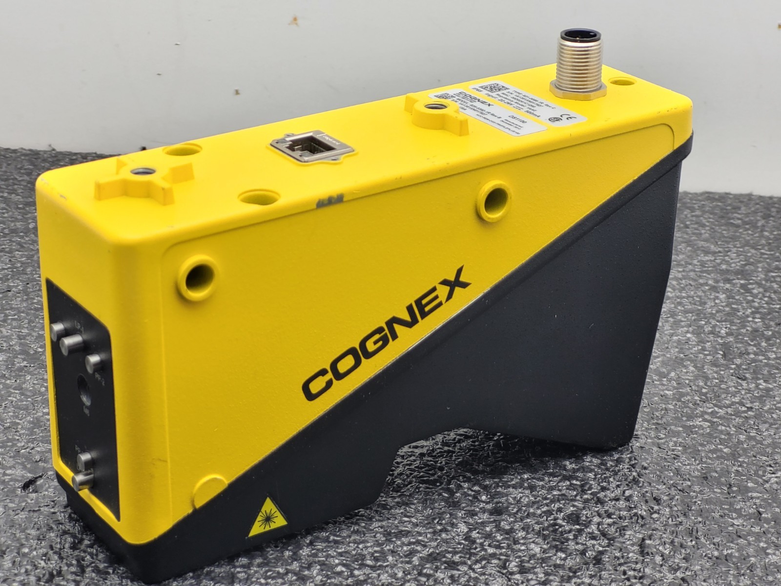 Cognex DS1100 Laser Displacement Sensor 825-0382-1R 821-0088-1R