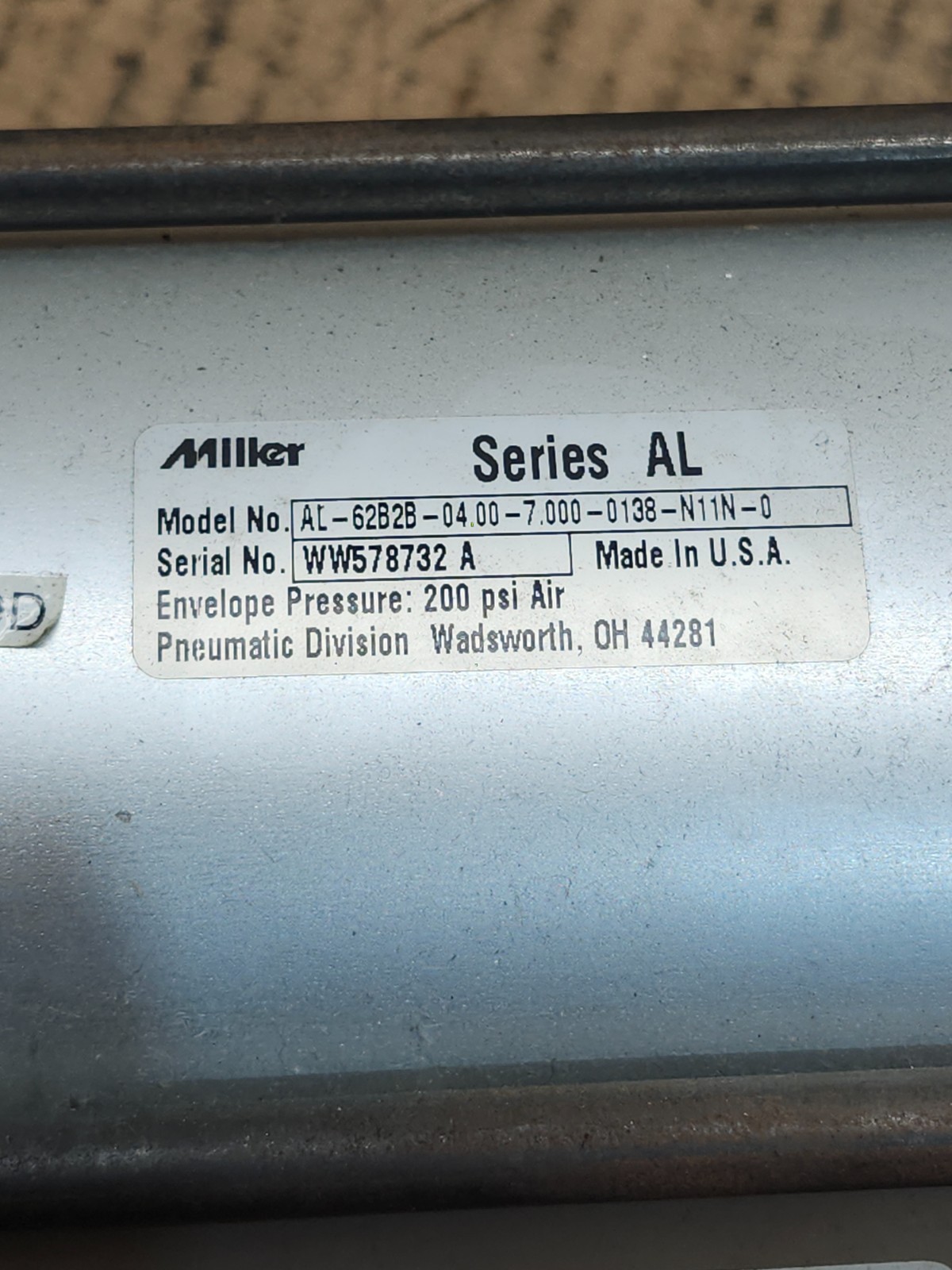 NEW Miller Air Cylinder AL-62B2B-04.00-7.000-0138-N11N-0