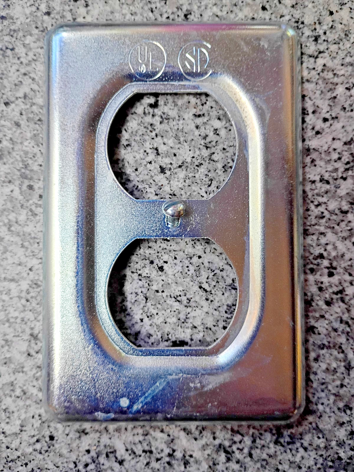 NEW DS23 CROUSE HINDS 1-Gang SHEET METAL STEEL SURFACE COVER DUPLEX RECEPTACLE